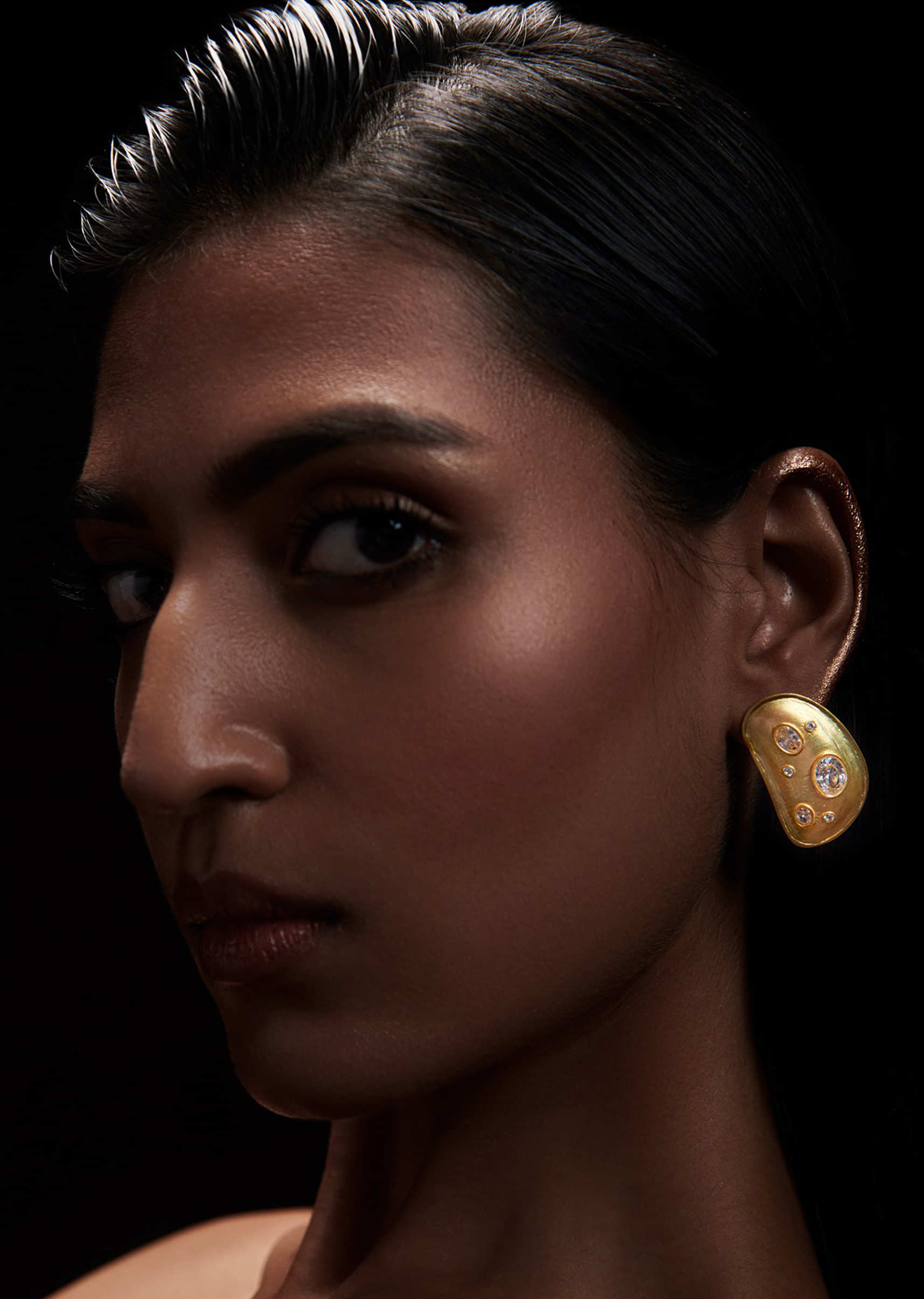 22k Gold Plated Sparkle In Gold Stud Earrings
