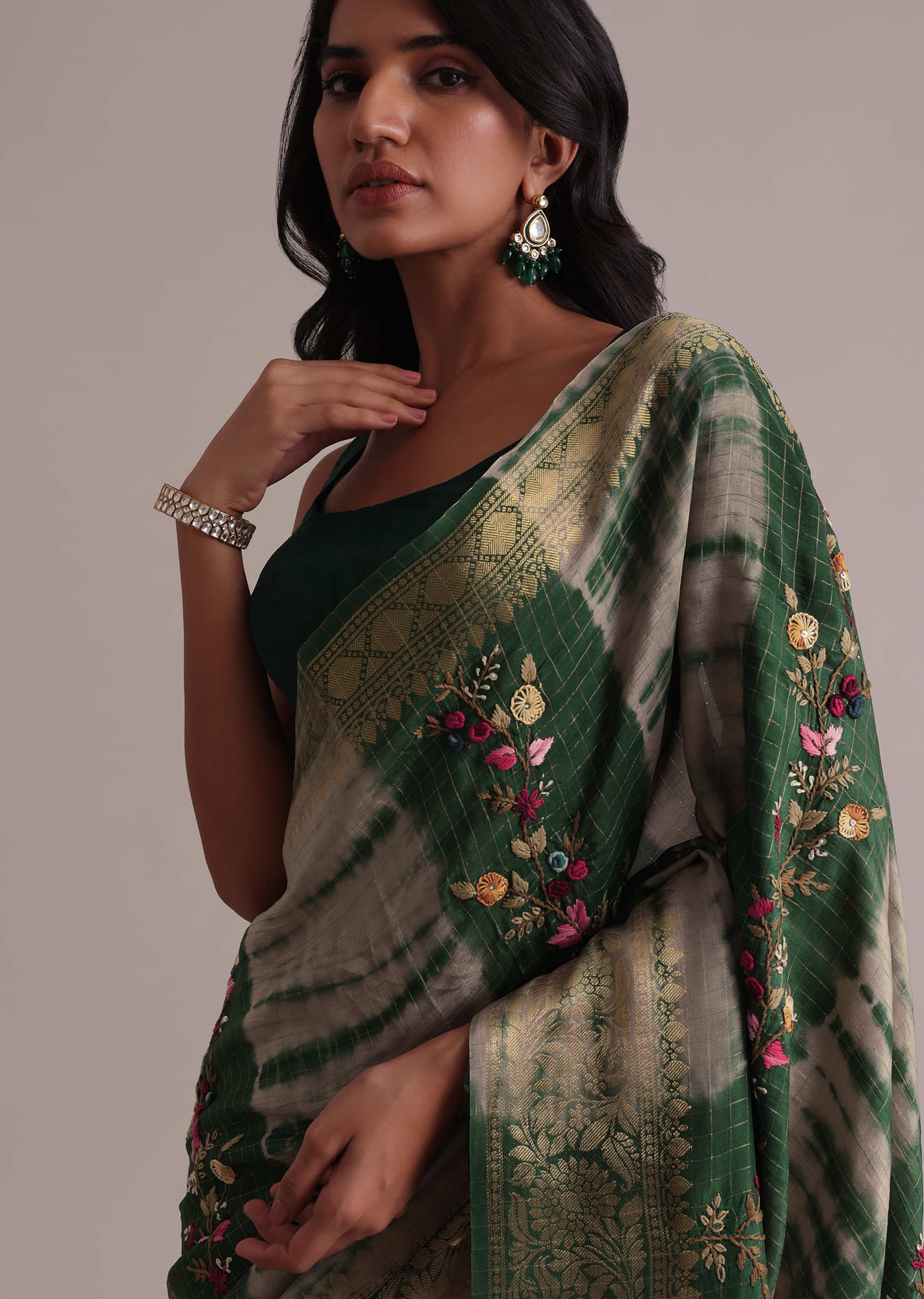 Dual-Tone Beige And Green Ombre Shibori Saree With Resham 3D Bud Embroidery In Dola Crepe