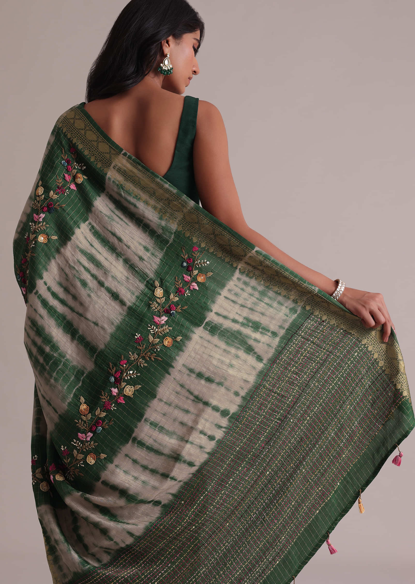 Dual-Tone Beige And Green Ombre Shibori Saree With Resham 3D Bud Embroidery In Dola Crepe