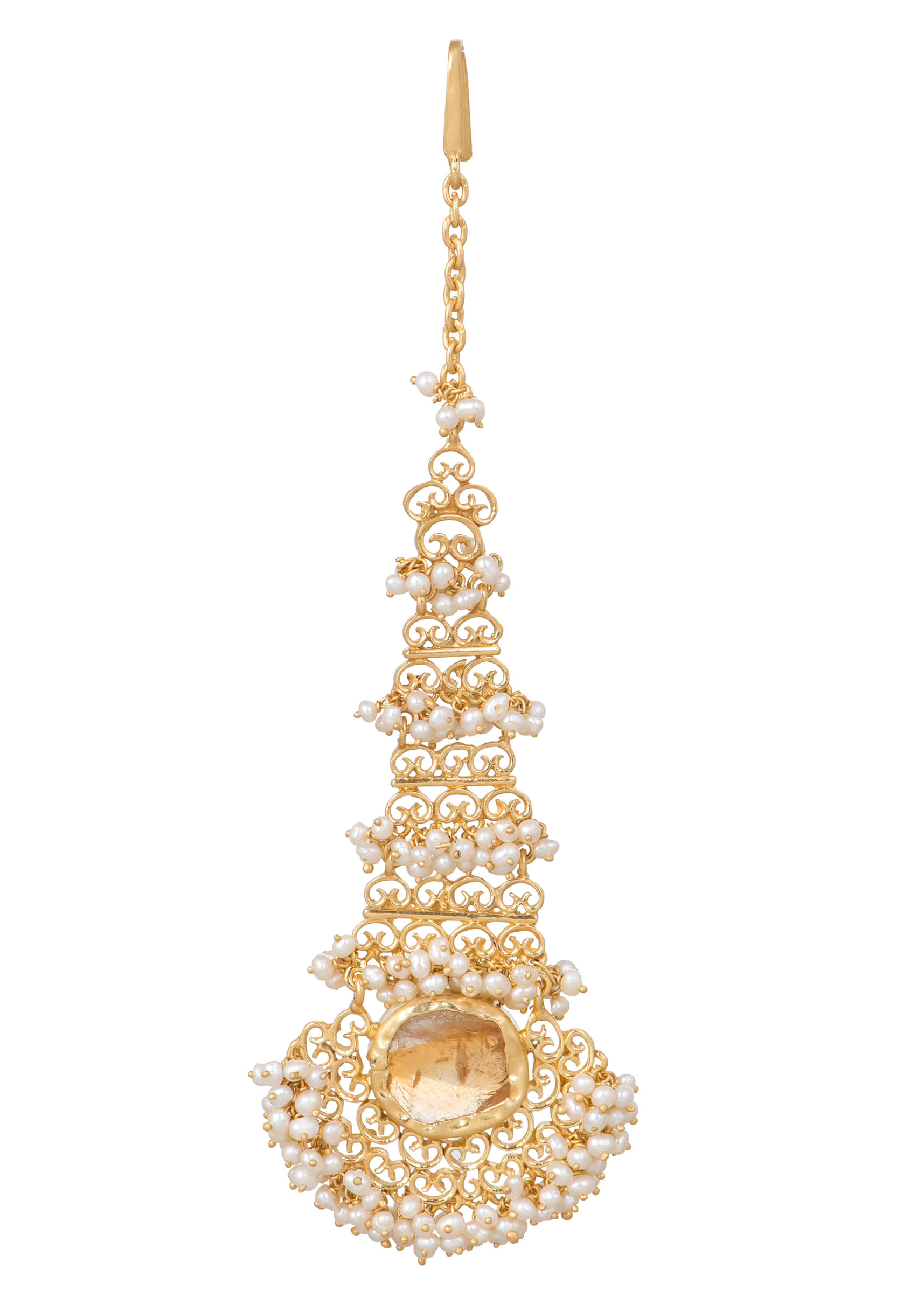 Gold Plated Maang Tika With Uncut Citrine Along With Carved Filigree Design And Pearls By Zariin
