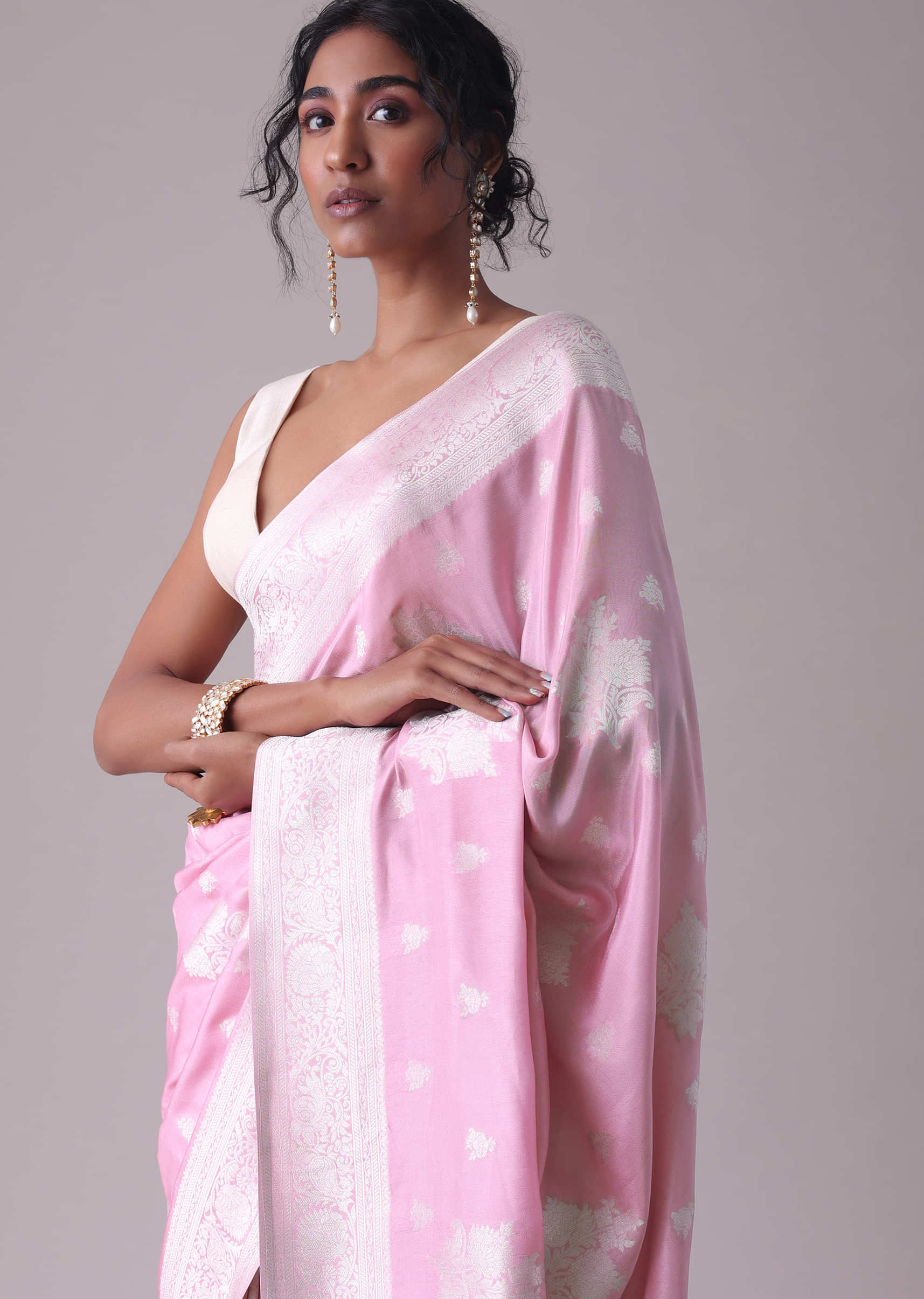 Lilac Sachet Pink Woven Saree In Dola Silk And Silver Weave