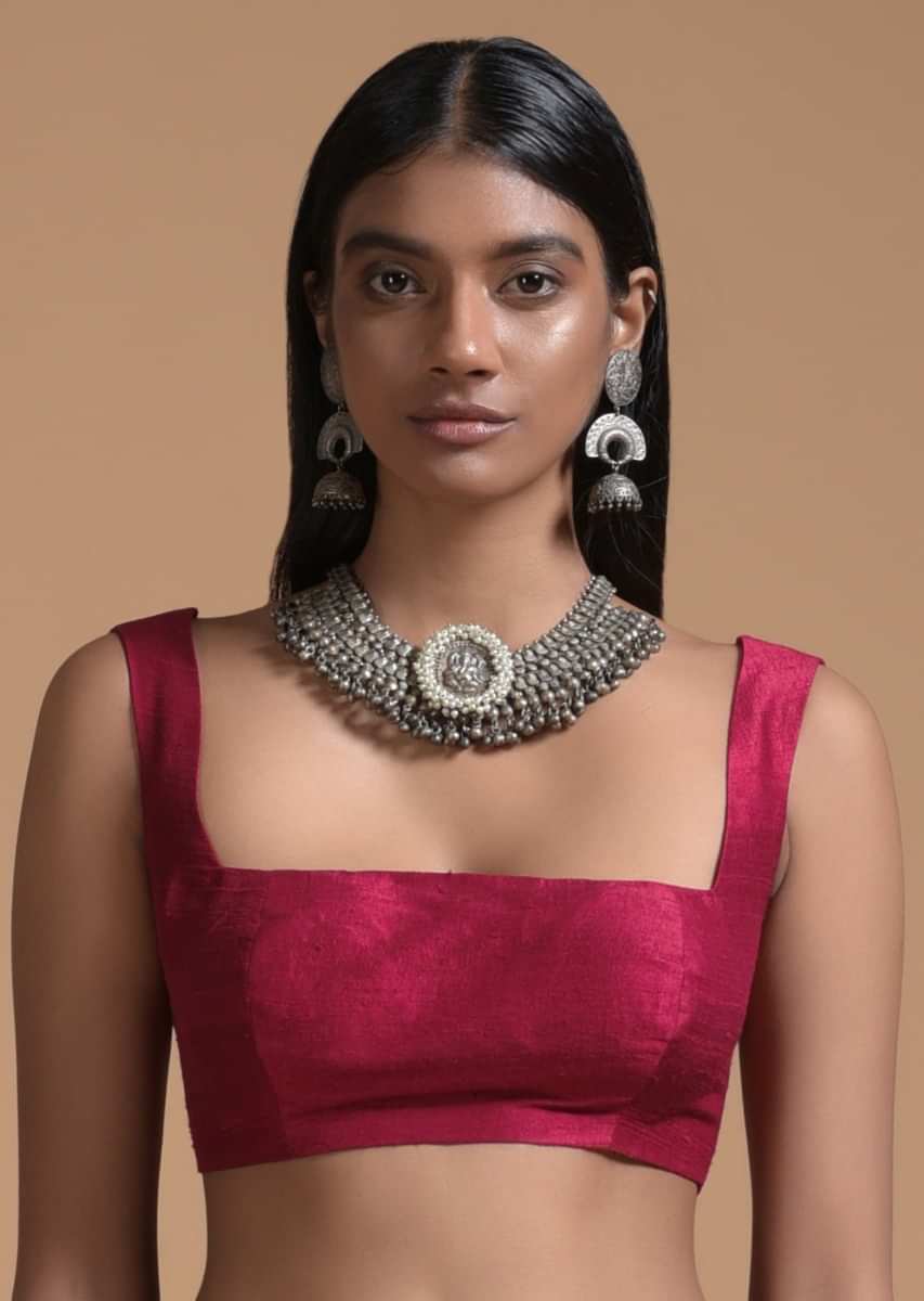 Maroon Sleeveless Blouse In Raw Silk With Square Neckline