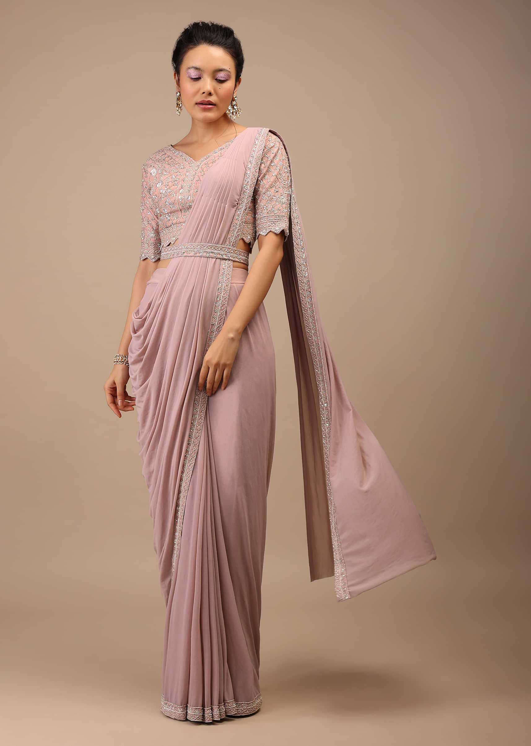 Misty Rose Pleated Saree In Lycra Blend Detailed With Embroidery Work On Pallu Border And Moroccan Jaal