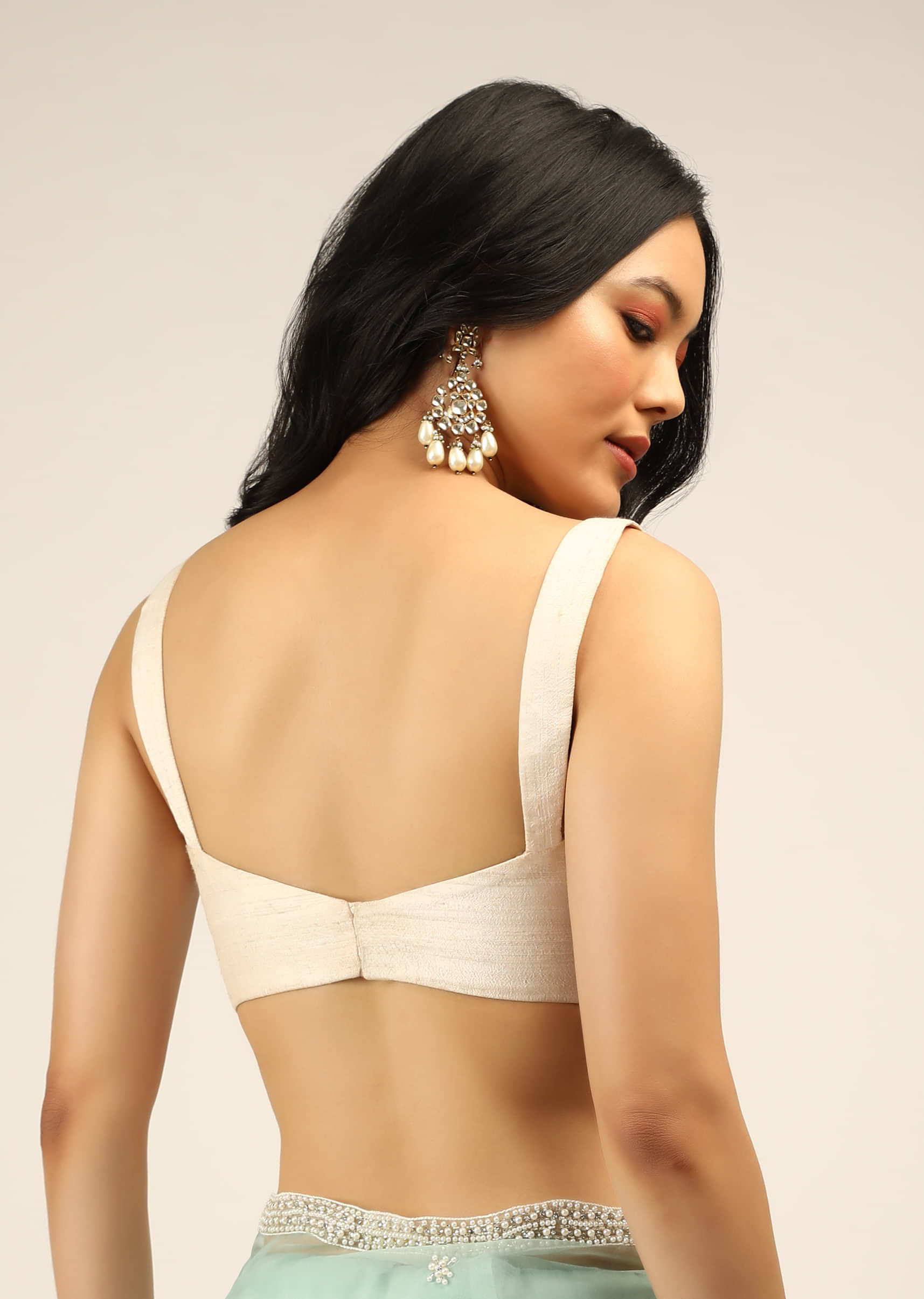 Off White Sleeveless Blouse In Raw Silk With Corset Neckline And Straps On The Shoulder  
