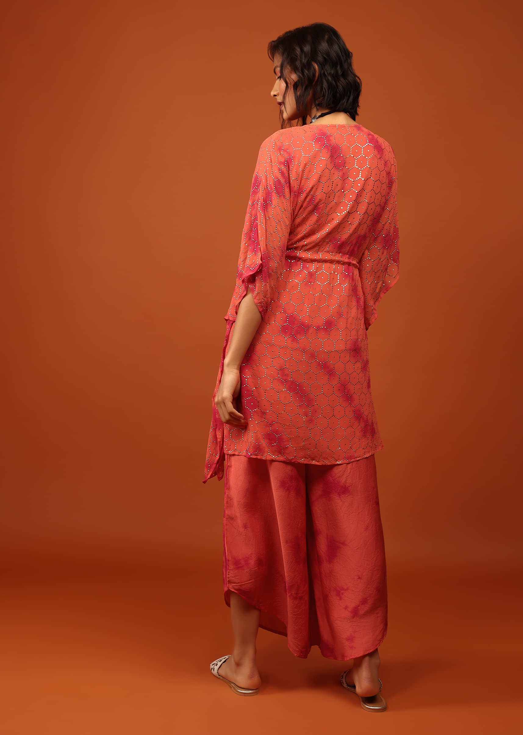 Fire Orange Tie Dye Kaftan Set In V Neckline With A Tie-Up Tassel Dori At The Front