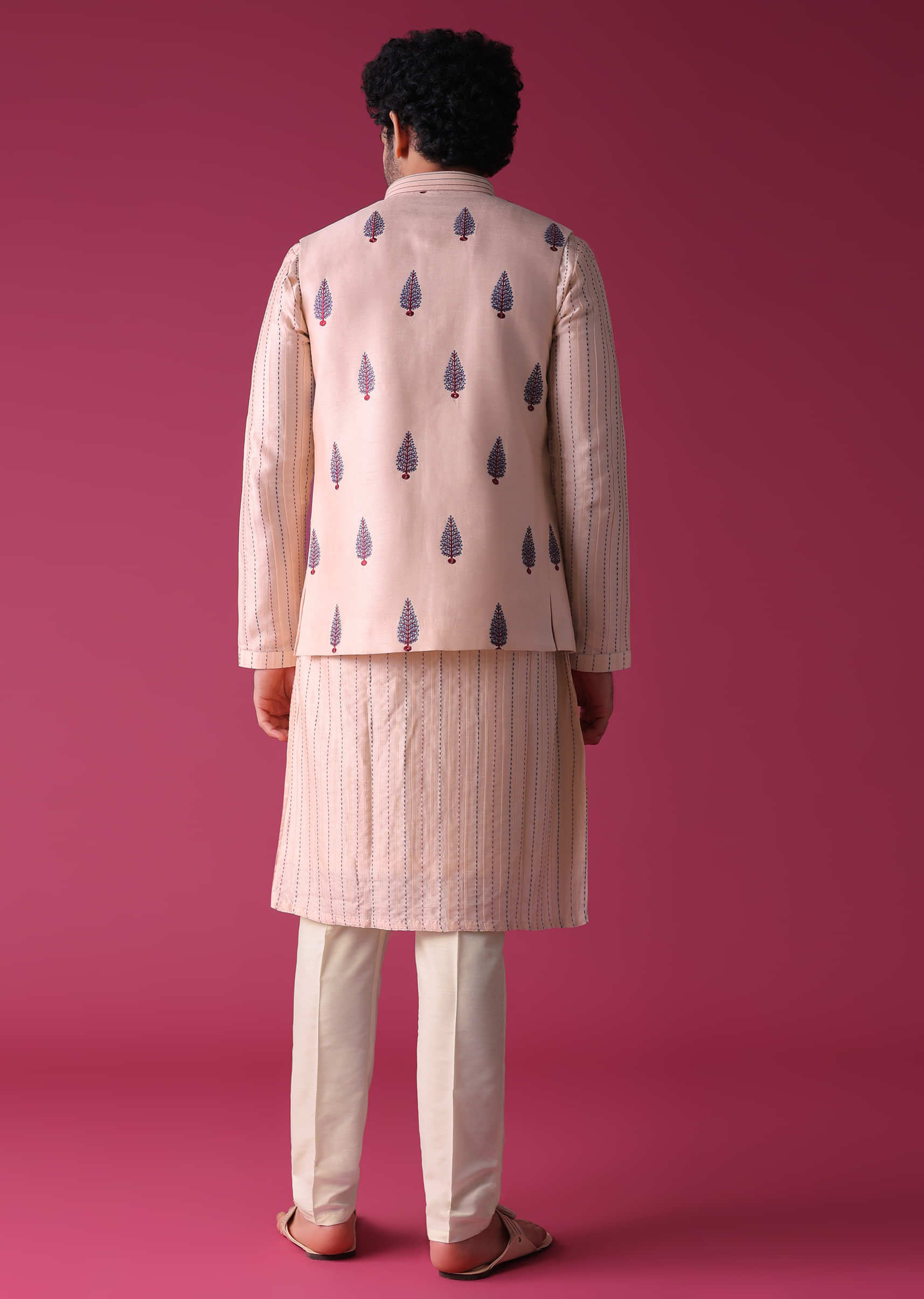 Peach Jacket Kurta Set In Art Silk With Threadwork