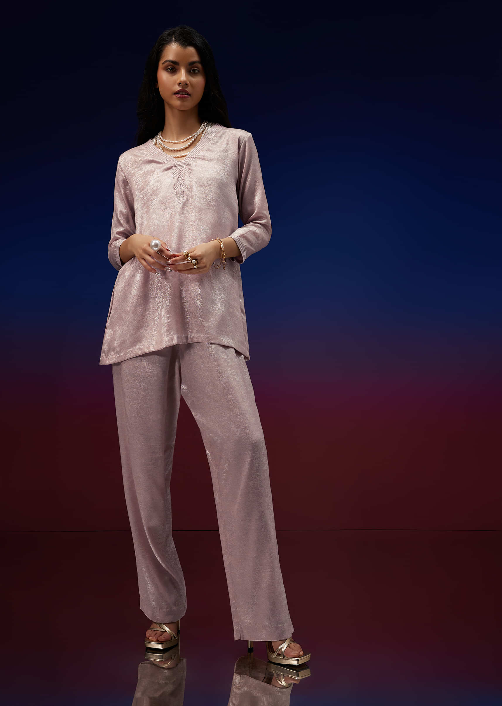 Peach Pink Tinted Silver Kurta Pant Set In Foil With Cut Dana Embroidery