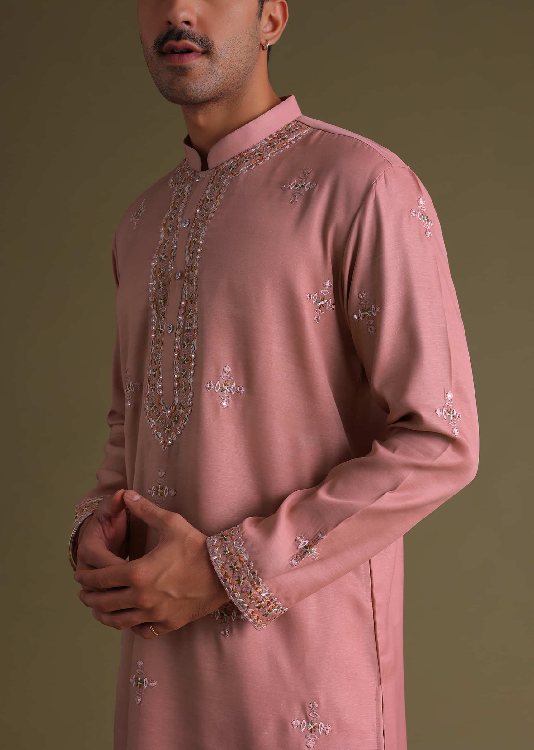 Petal Pink Kurta Set In Silk With Mirror Embroidery