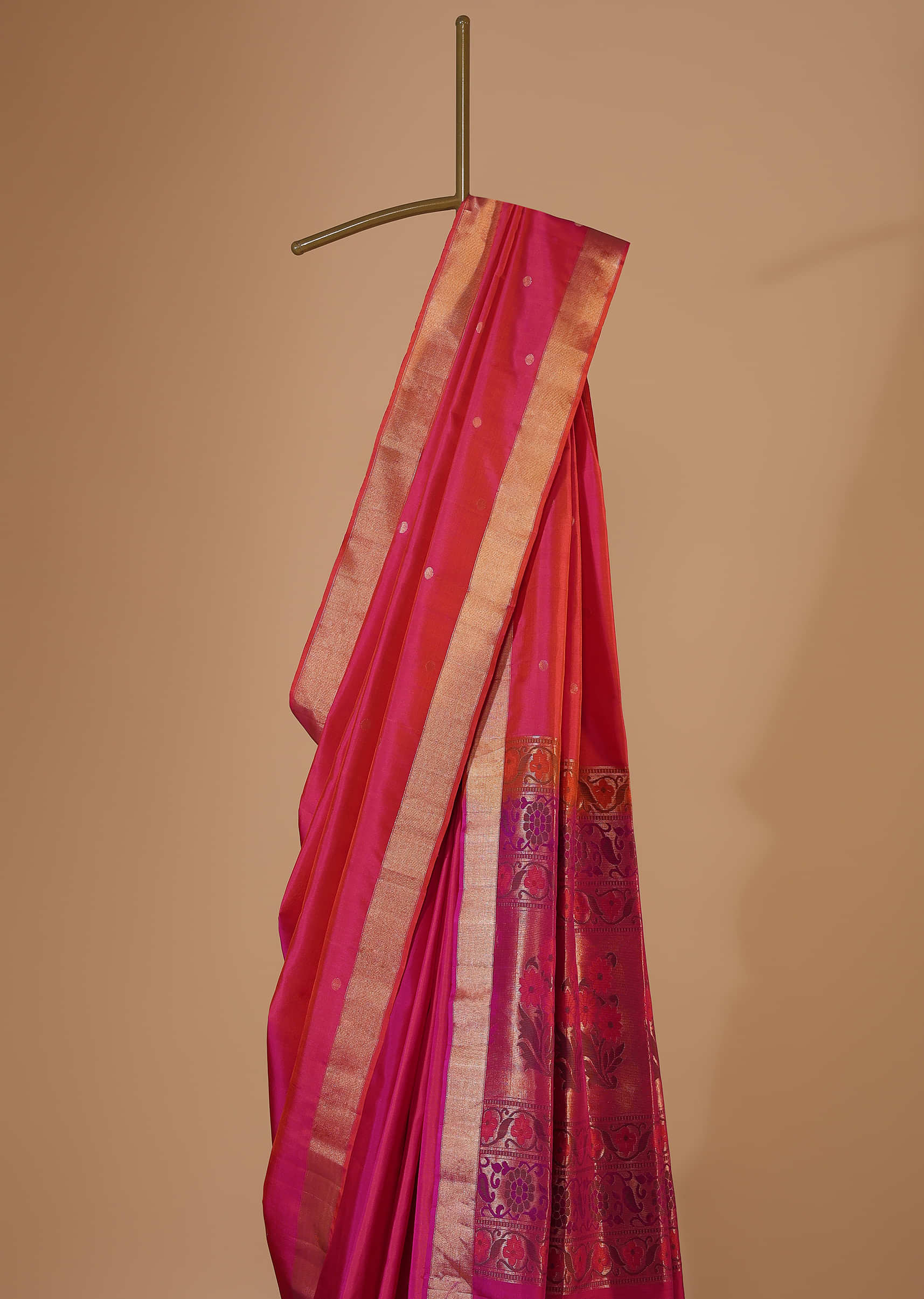Teaberry Pink Handloom Saree In Album Silk With South Paithani Pallu And Unstitched Blouse