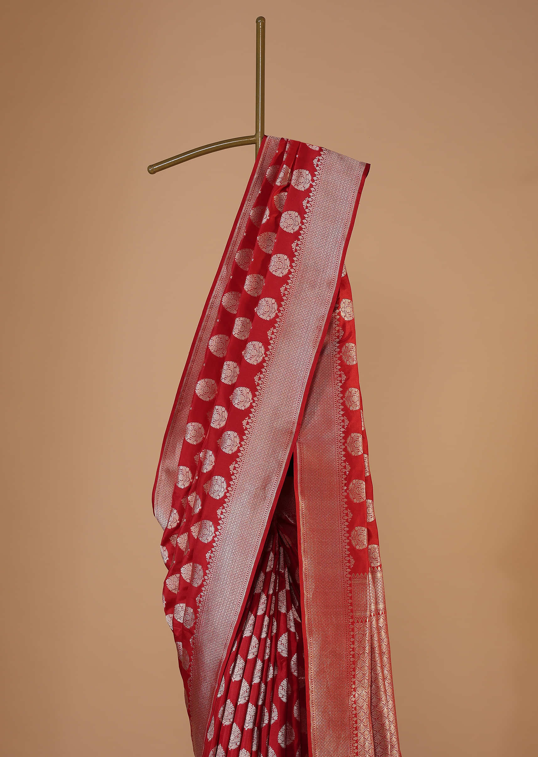 Apple Red Upada Silk Saree With Butta Weave