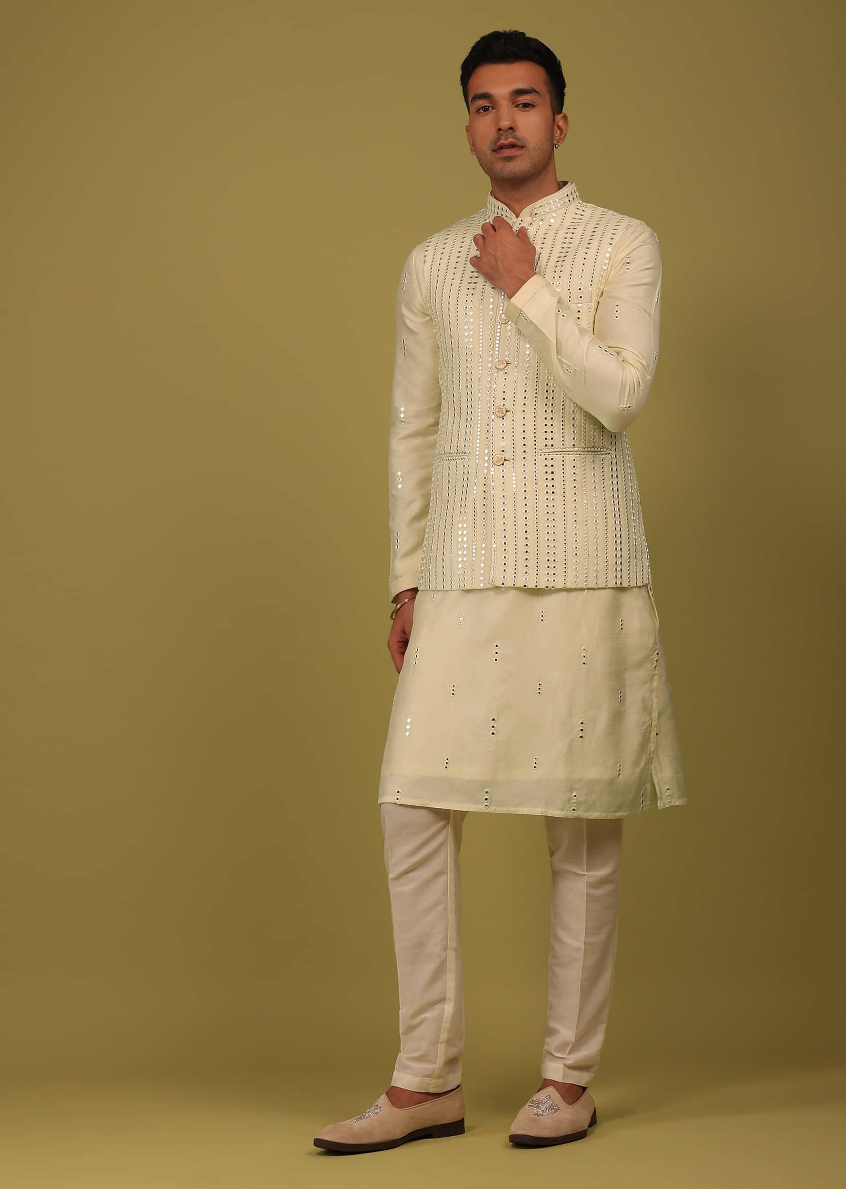 Cream White Art Silk Bandi Jacket Set With Mirrorwork