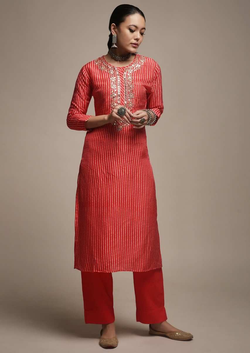 Buy Fuchsia Pink Kurta In Cotton With Bandhani Printed Design And Zari Work  On The Neckline Online  Kalki Fashion