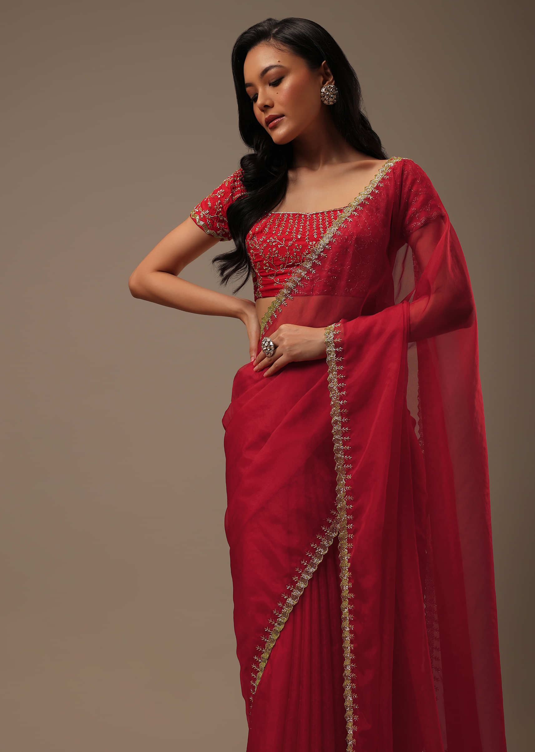 Collection more than 157 plain red saree latest