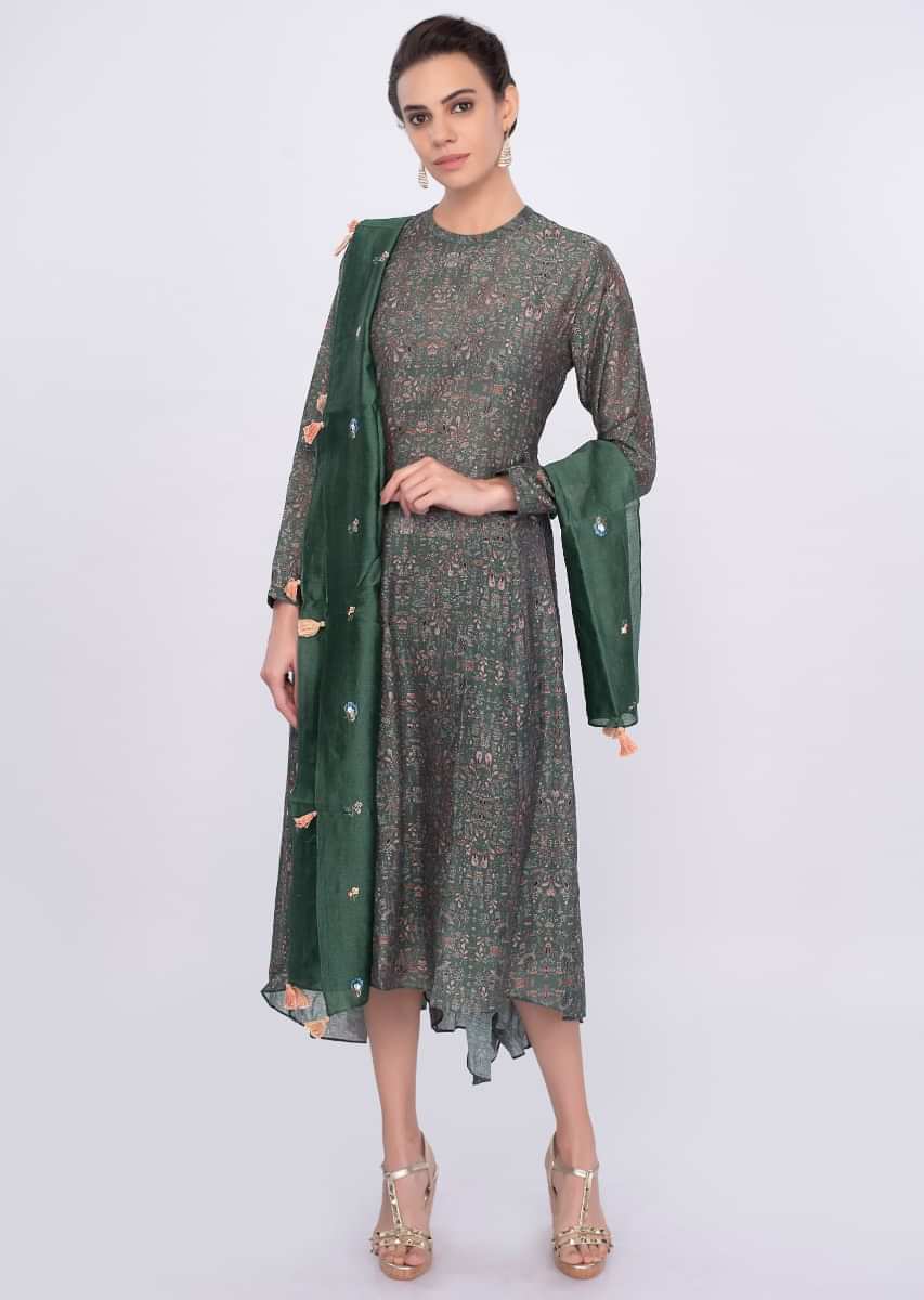 Basil Green Kurti In Cotton Silk With Floral Print Online - Kalki Fashion