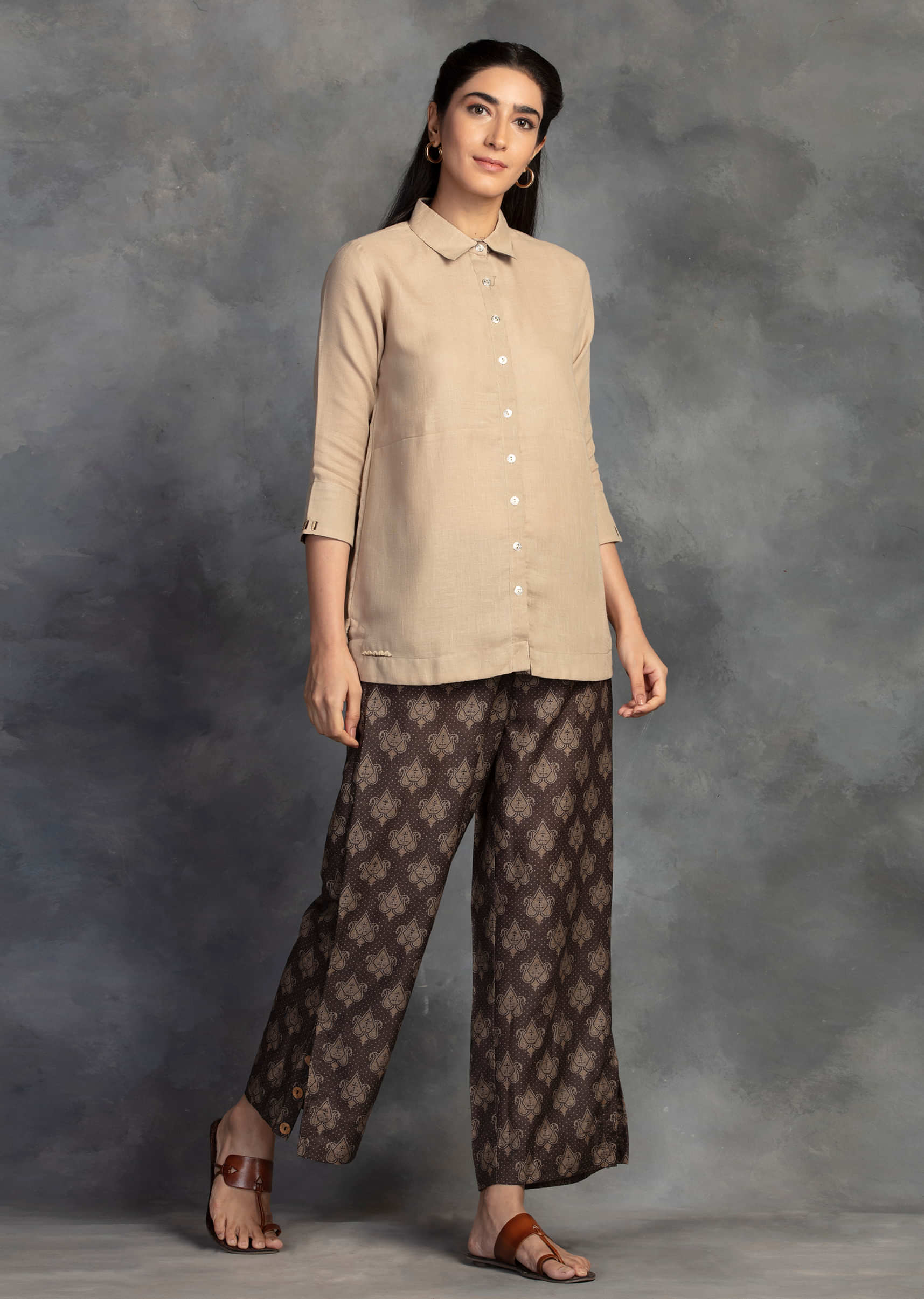 Buy Beige Tunic Set In Muslin With Ajrakh Printed Pants Online - Kalki  Fashion