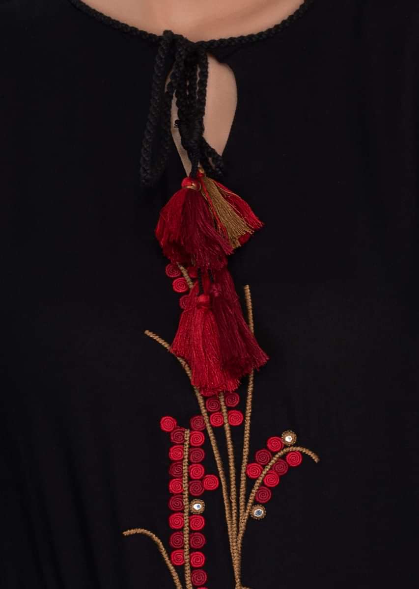 Black Cotton Kurti In Thread Embroidered Butti Online - Kalki Fashion