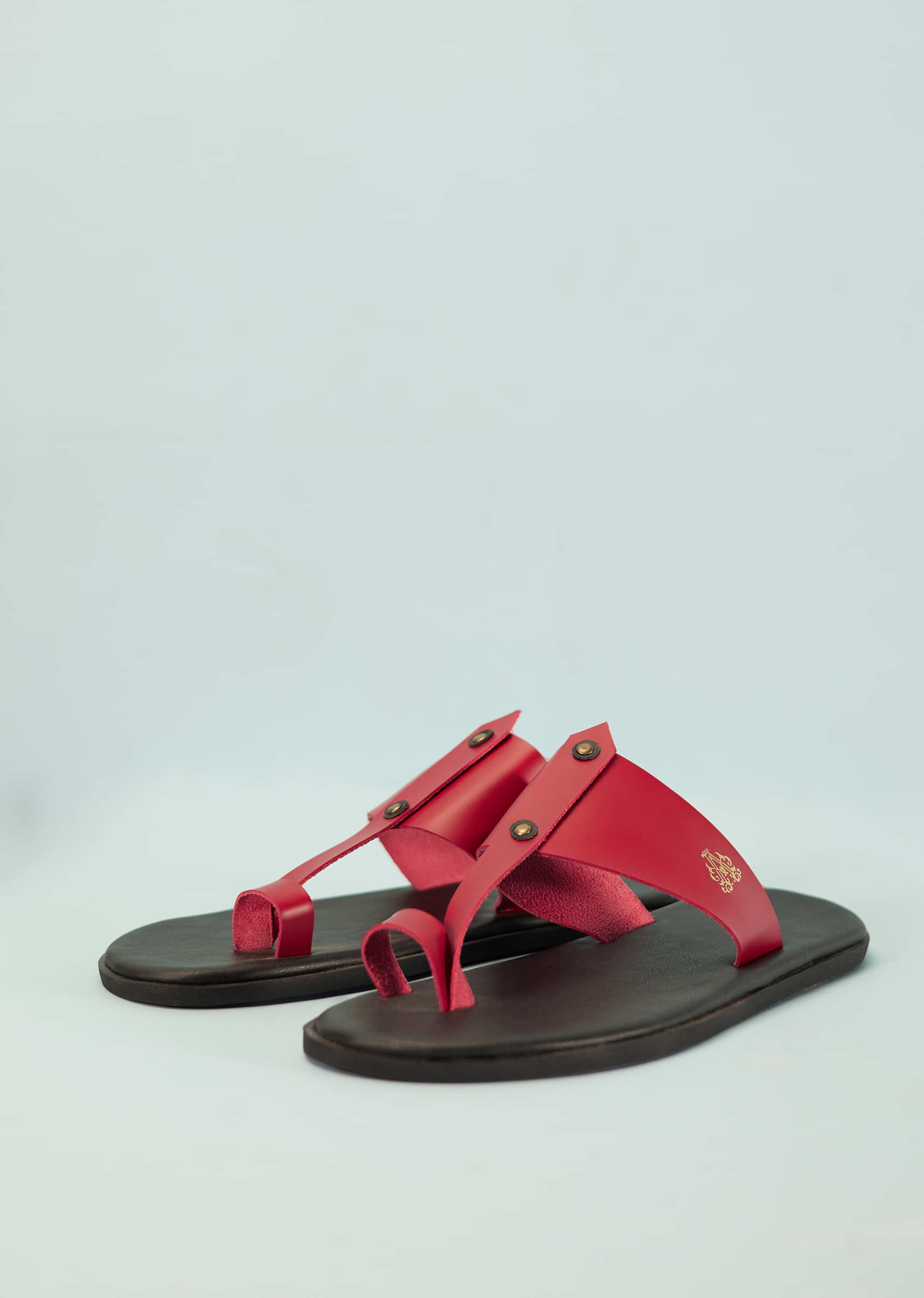 Black And Red Strappy Slides For Men In Leather With Buttons