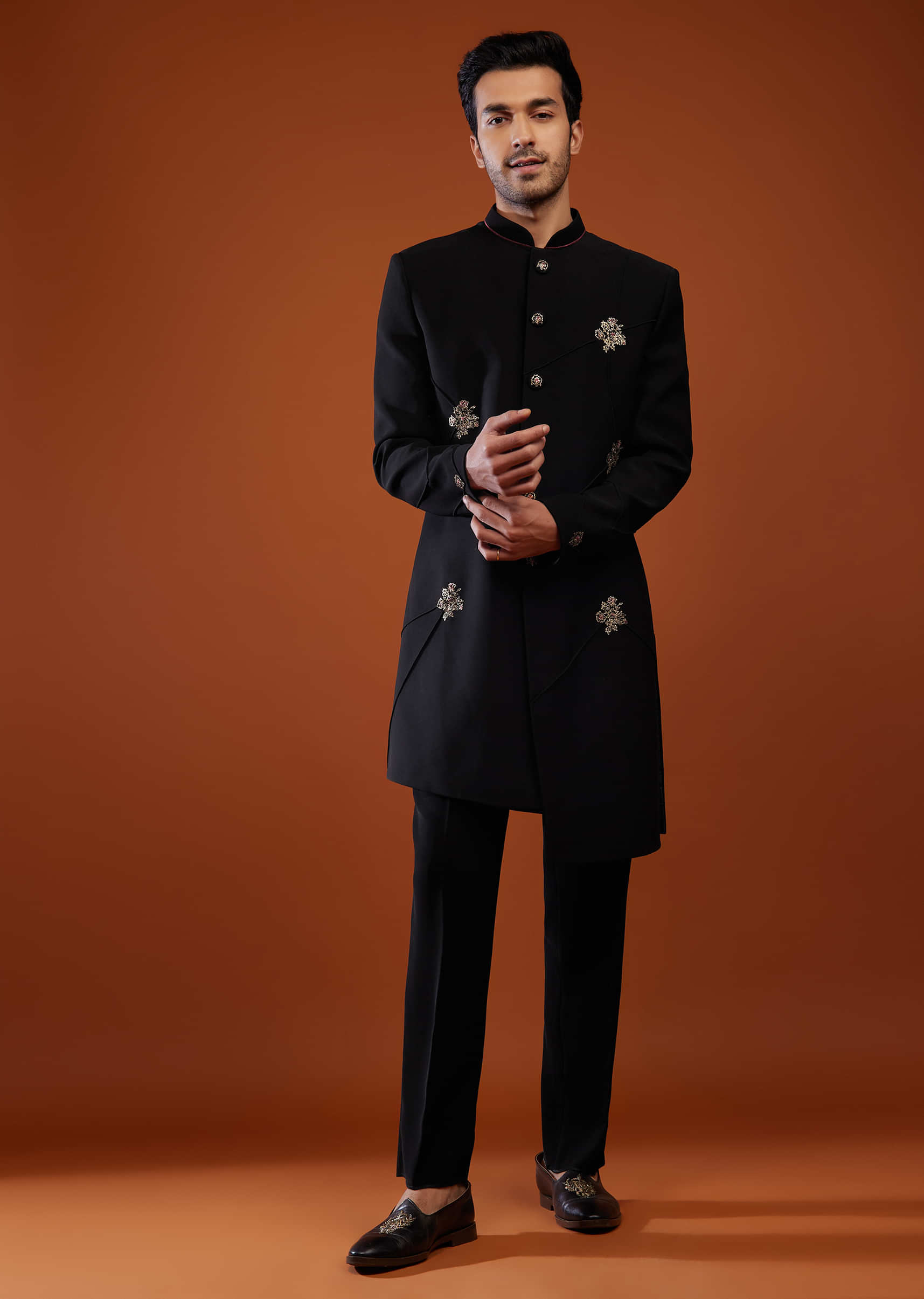 Black Embroidered Sherwani Set In Suiting Fabric