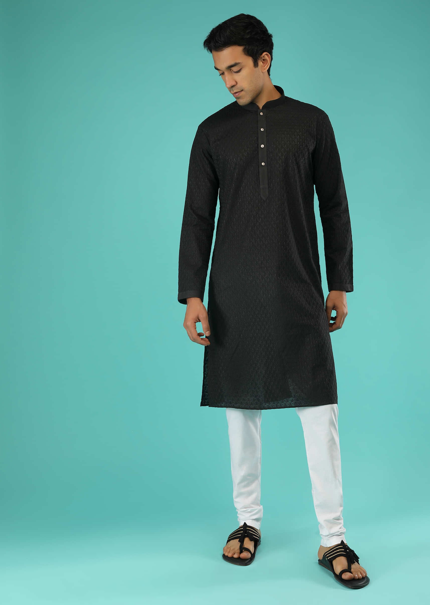 Black Kurta Set In Cotton With Self Thread Embroidered Moroccan Jaal
