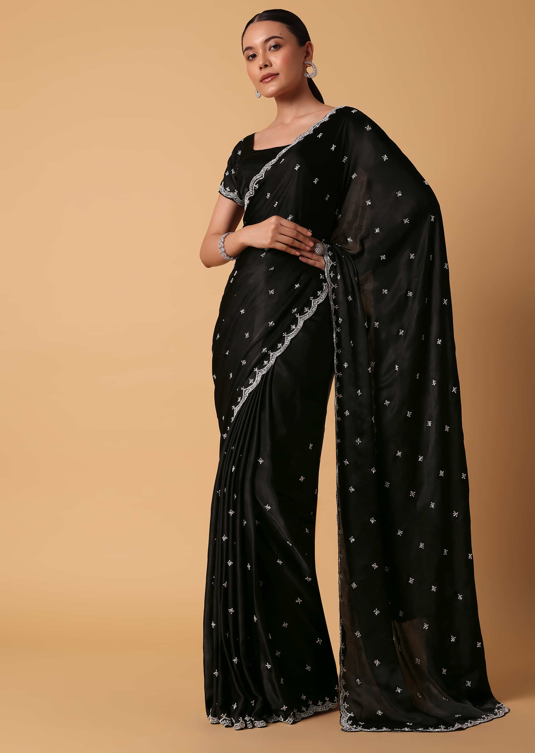 How To Wear Sartin Saree In Bollywood Style-How To Tie Saree To