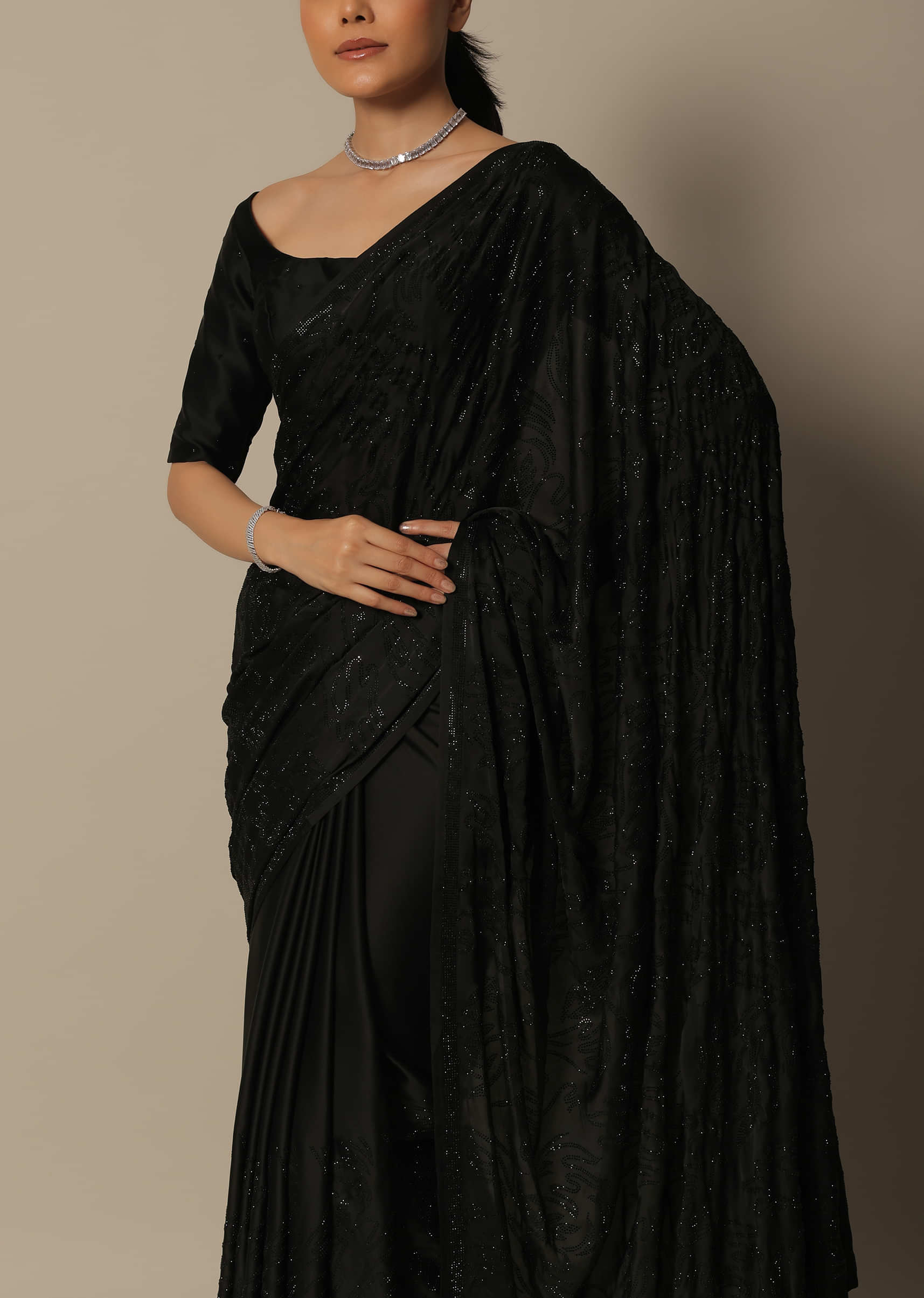 Black Saree With Gorgeous Plain Pallu | Apparels-sgquangbinhtourist.com.vn