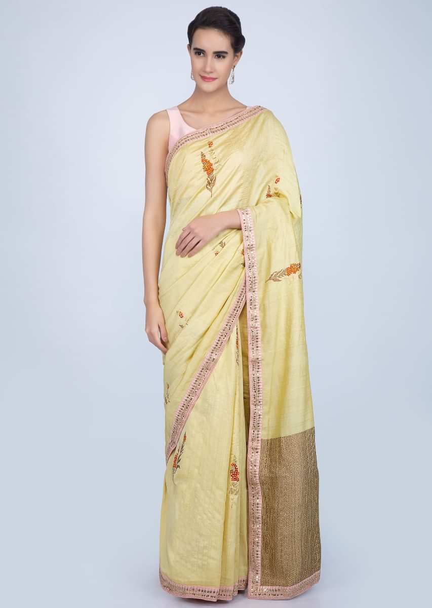 Blond Yellow Saree In Dupion Silk With Floral Weaved Butti And Border Online - Kalki Fashion