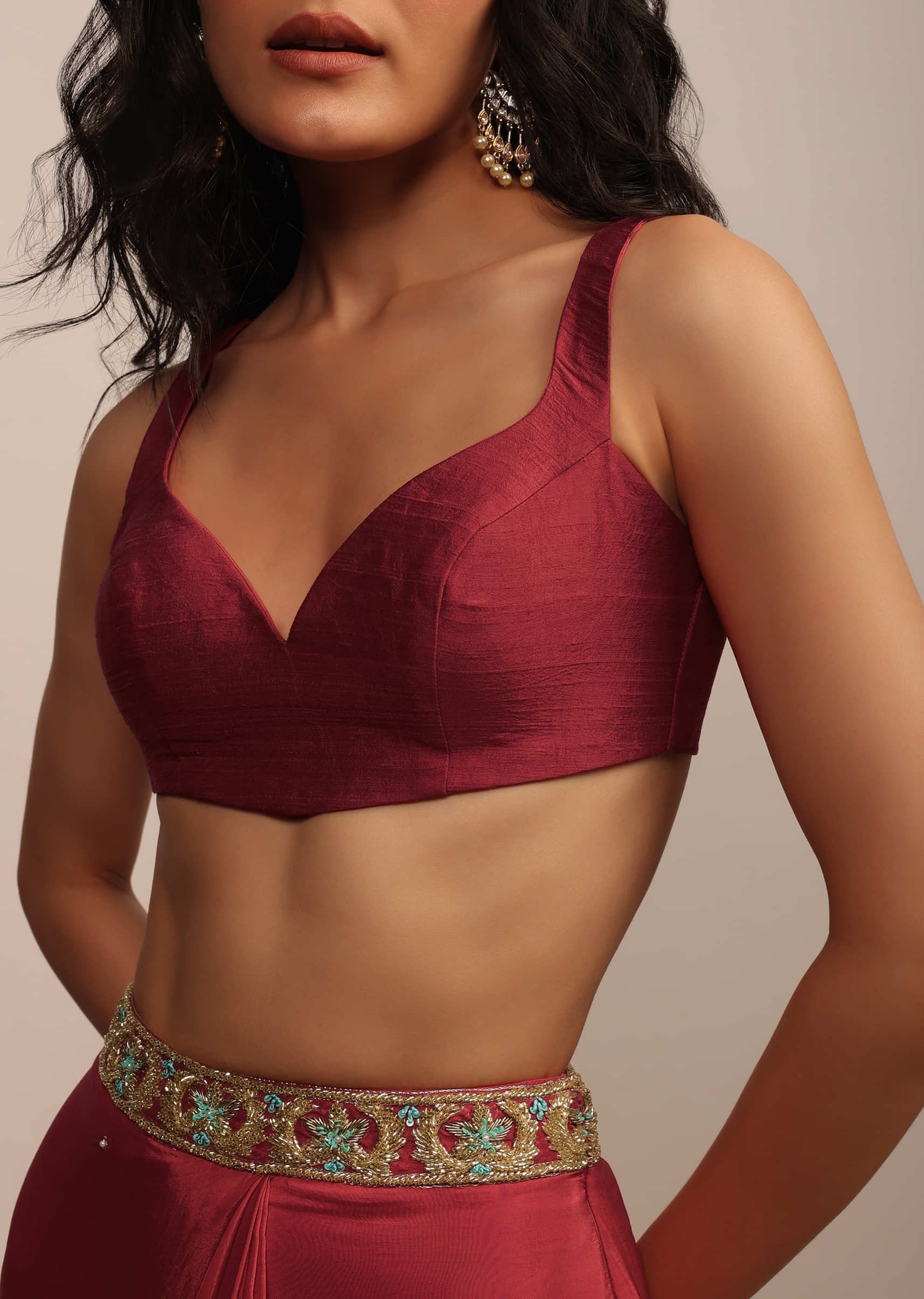 Buy Latest Saree Blouses (ब्लाउज) Designs Online
