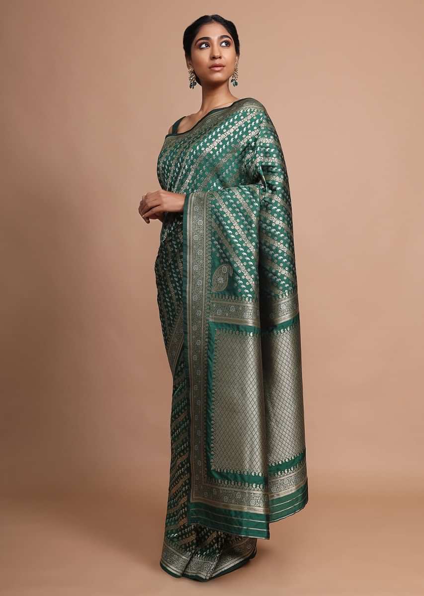 Bottle Green art handloom Saree In Silk With Weaved Floral Design In Diagonal Pattern