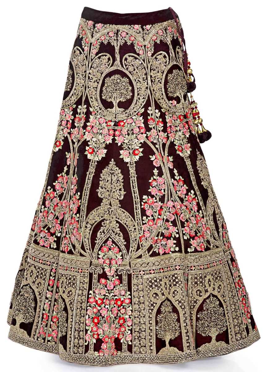 Burgundy Lehenga In Floral Motifs And Embroidery In Checks Pattern Online - Kalki Fashion