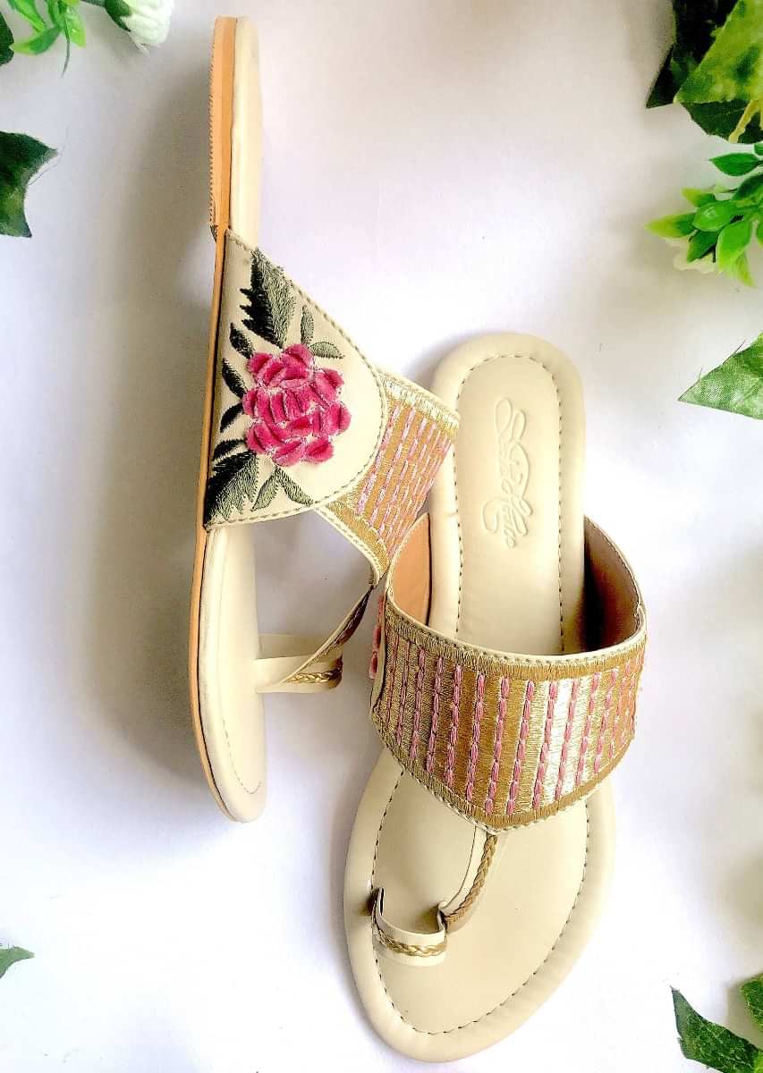 Cream Kolhapuri Flats With Traditional Zari Work And Accents Of Pink Velvet Rose Patchwork And Thread Online By Sole House