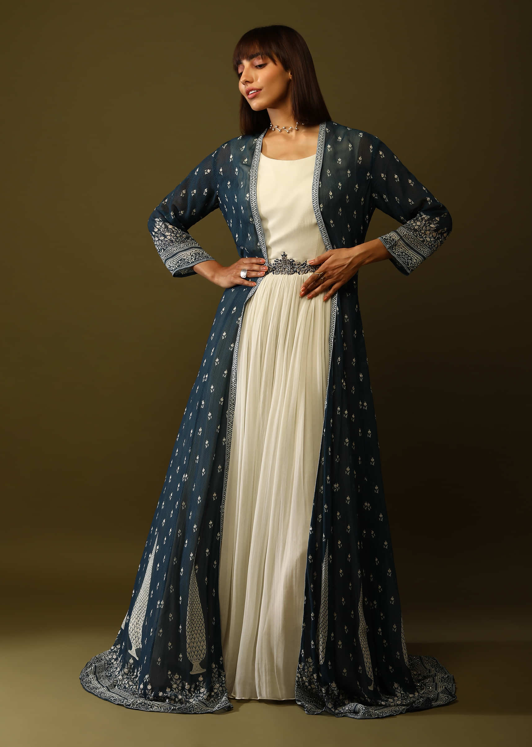 Shop Party Wear Dresses for Women | Stylish Indian Party Gown Online-atpcosmetics.com.vn