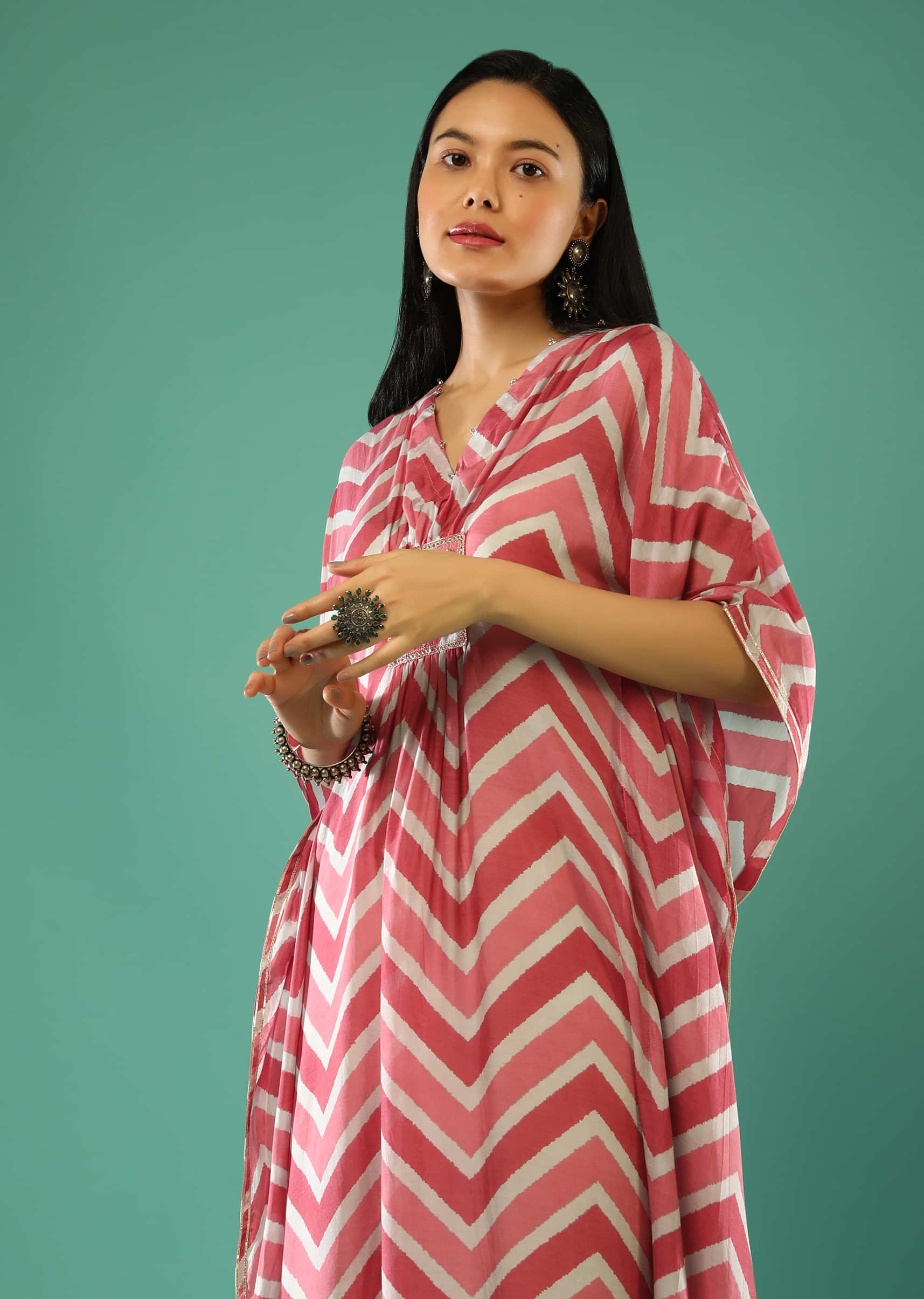 Deep Pink And Grey Kaftan With Tie Dye Lehariya Print Online - Re By Kalki