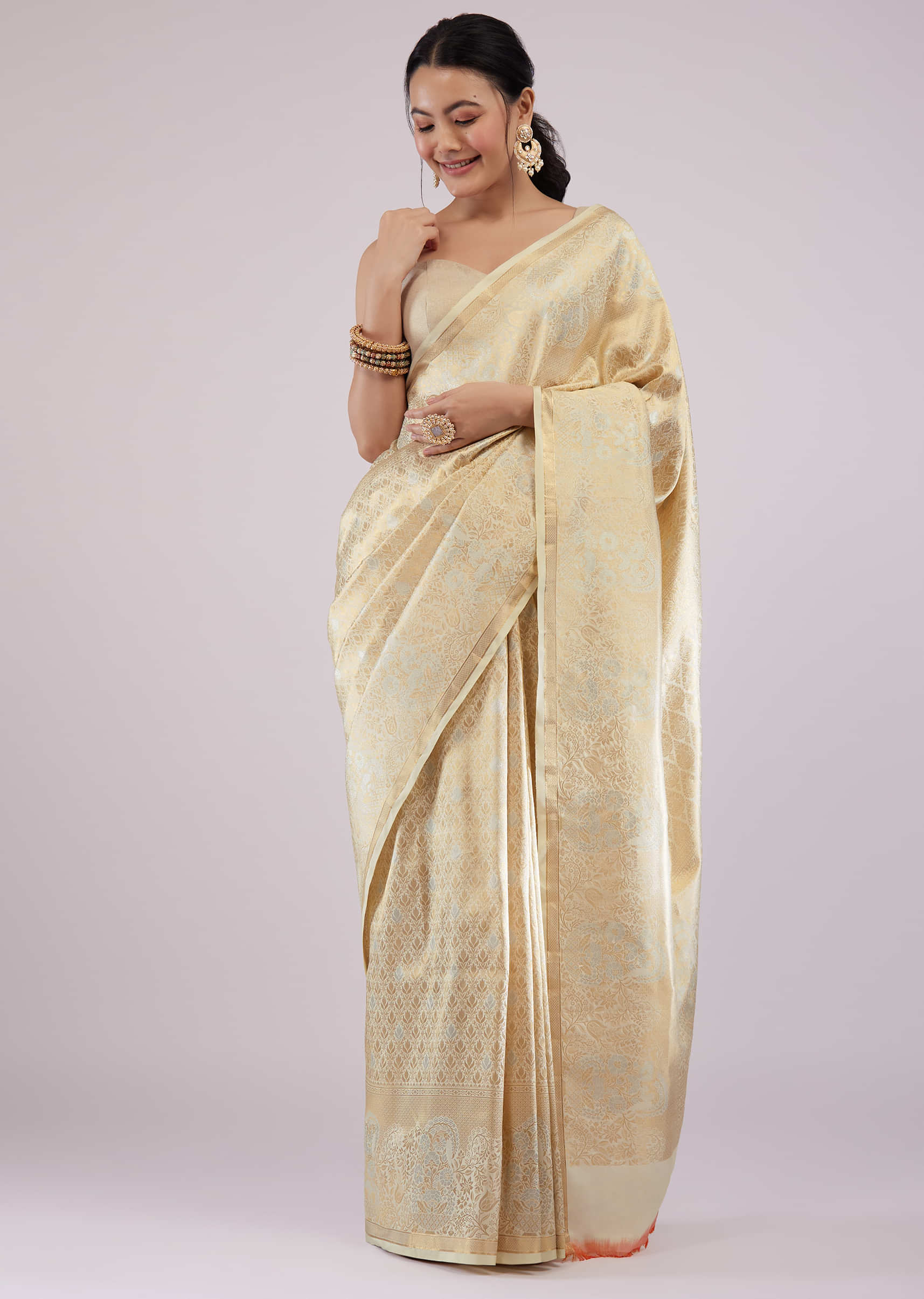 Dewy White Kanjivaram Silk Saree In Intricate Weave