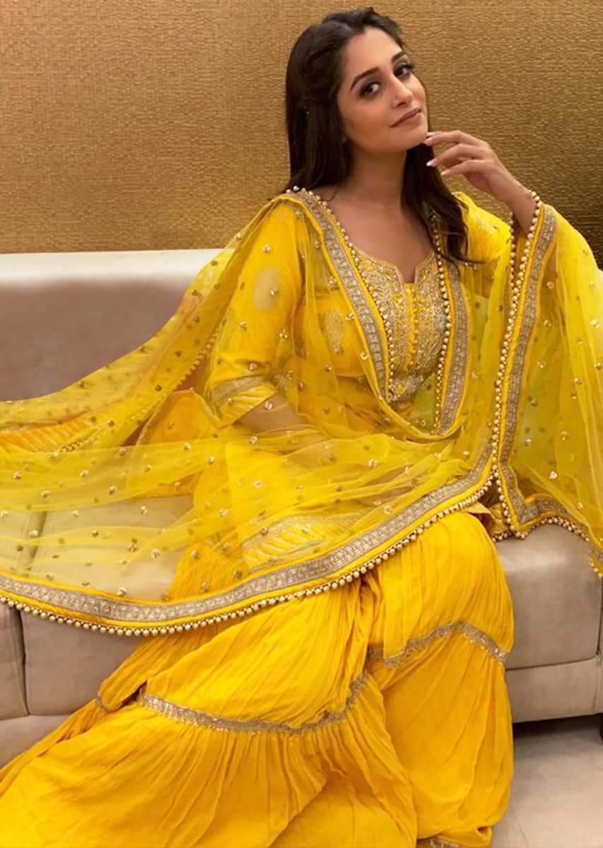 dipika kakar sharara