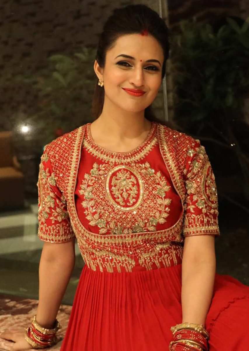 Divyanka Tripathi in Kalki Scarlet Red Indowestern Gown With Hand Embroidered Bodice And Tiered Silhouette