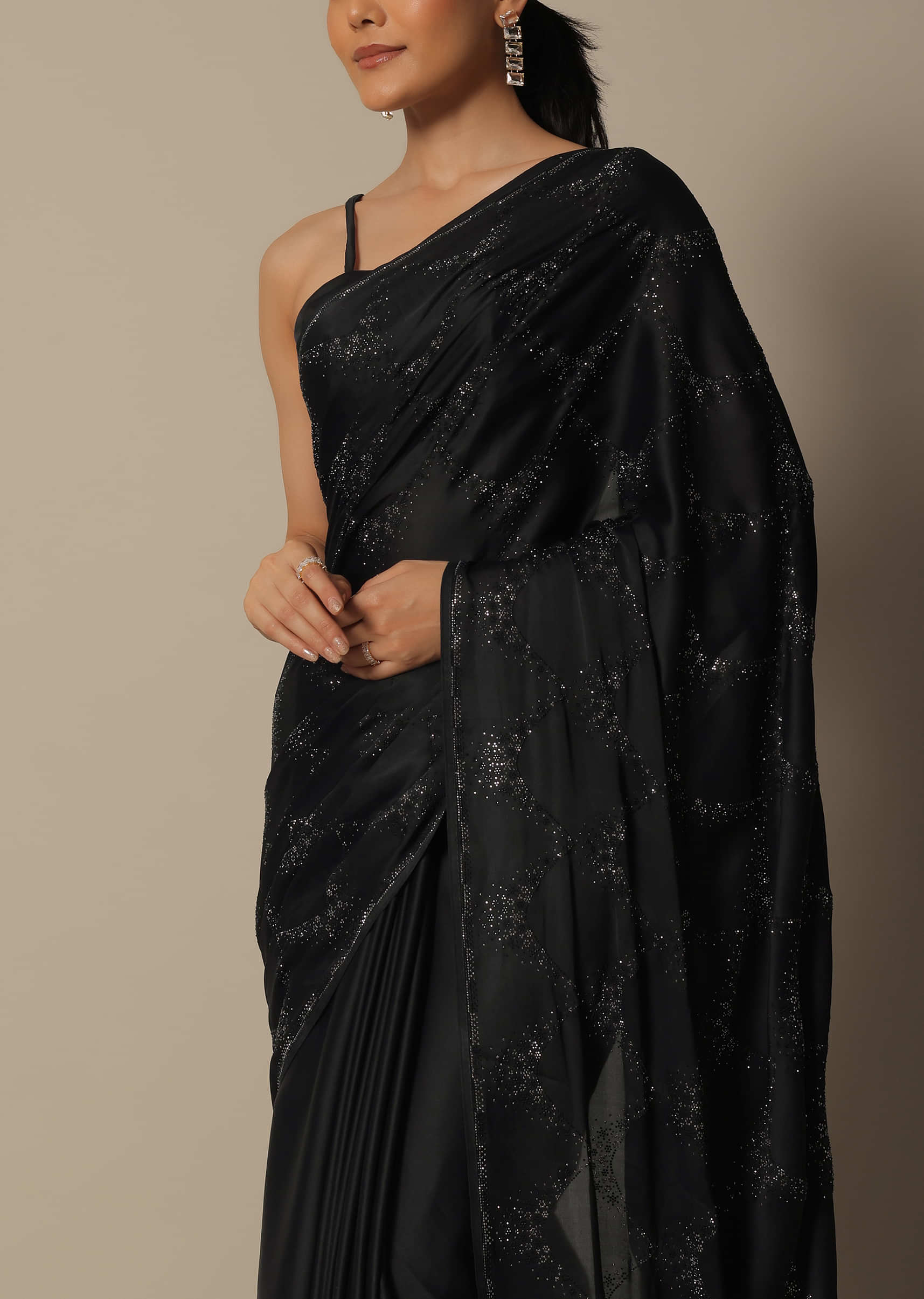 Free Shipping Black Saree Contour - Available In 2 Sizes Buy Now