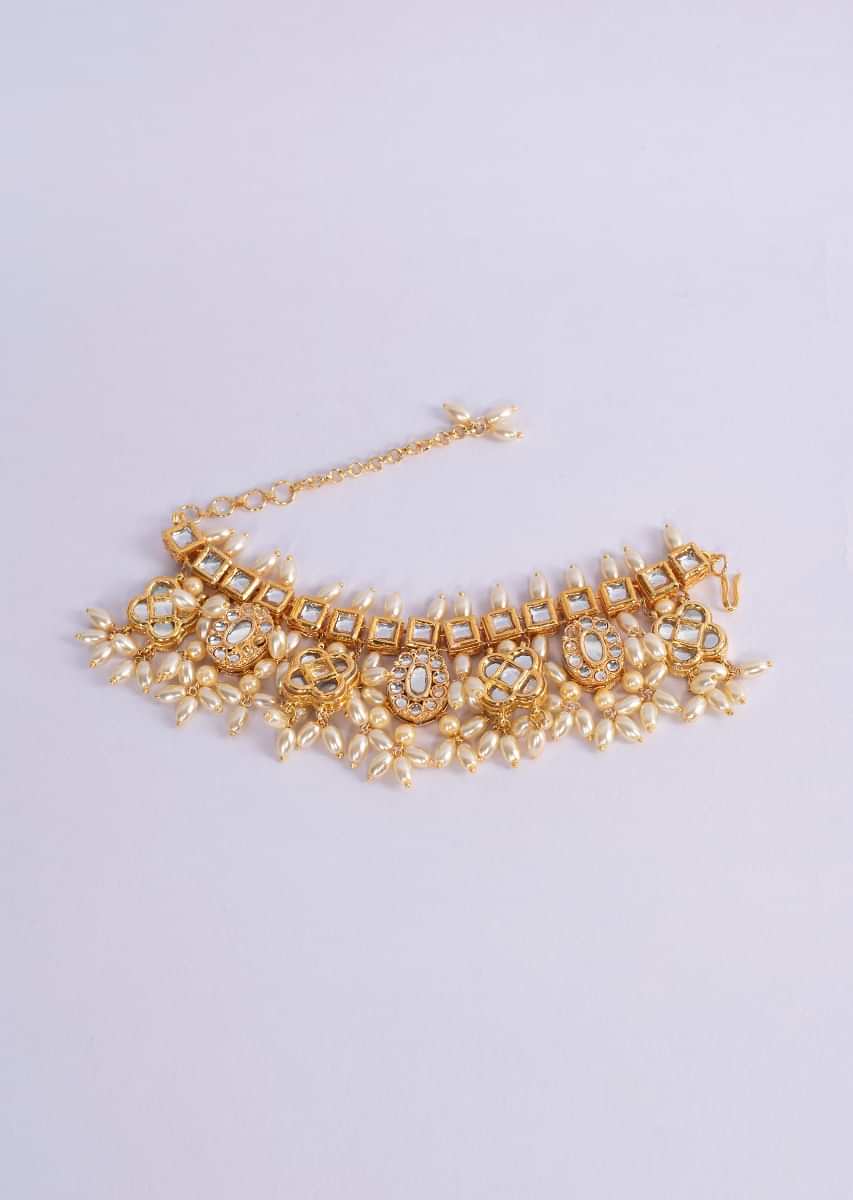Gold plated collar necklace studed in kundan only on Kalki