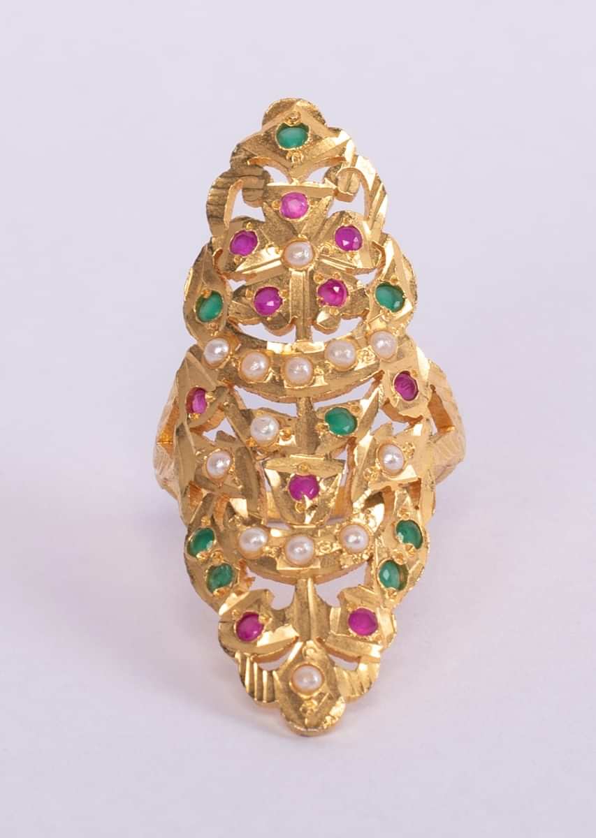 Gold plated metal ring with cut out only on Kalki