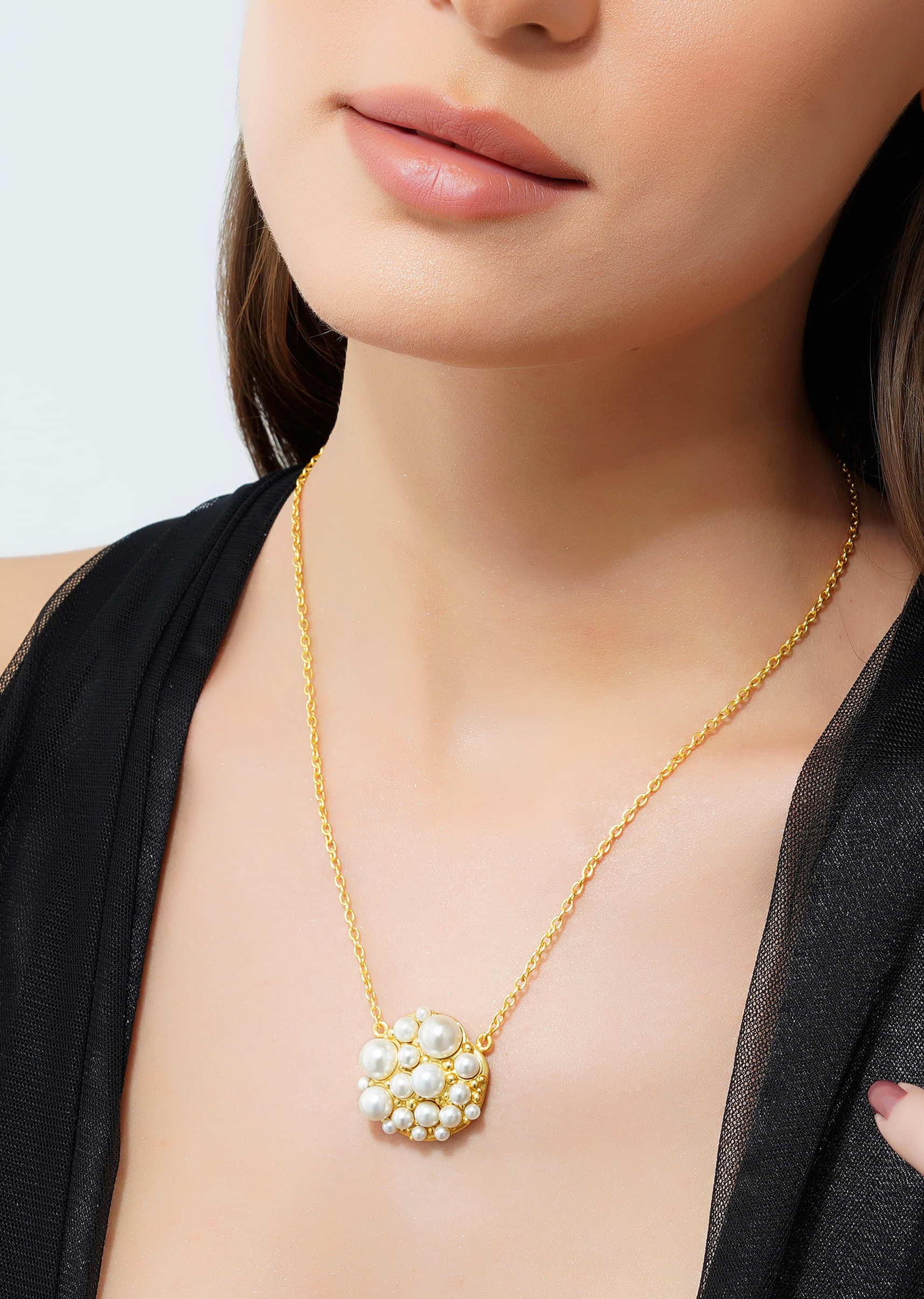 Gold 22K Pendant Necklace With White  Pearl Glam
