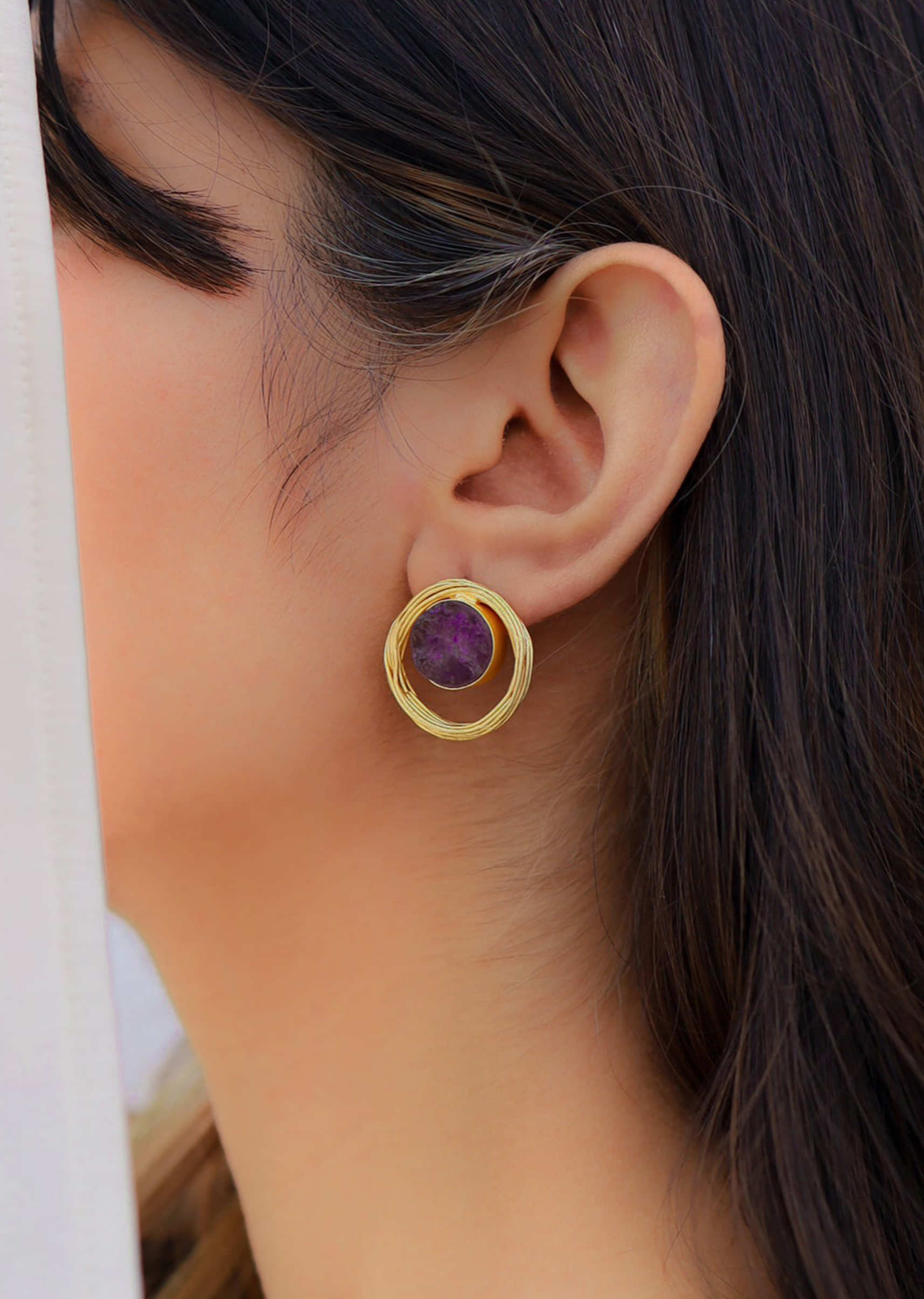 Gold Round Earrings With A Purple  Pearl In  Gold Plating