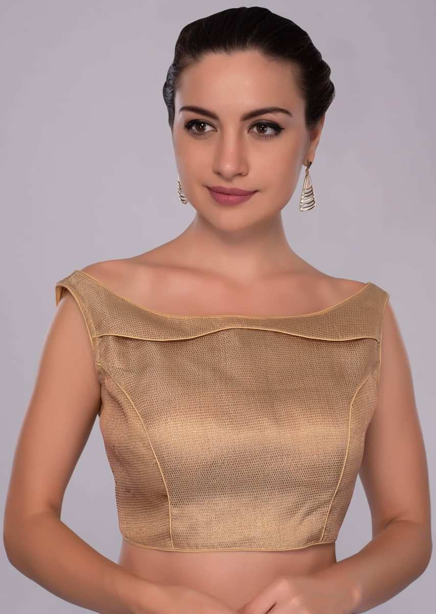 Golden lurex blouse with fancy neck in additional layer 