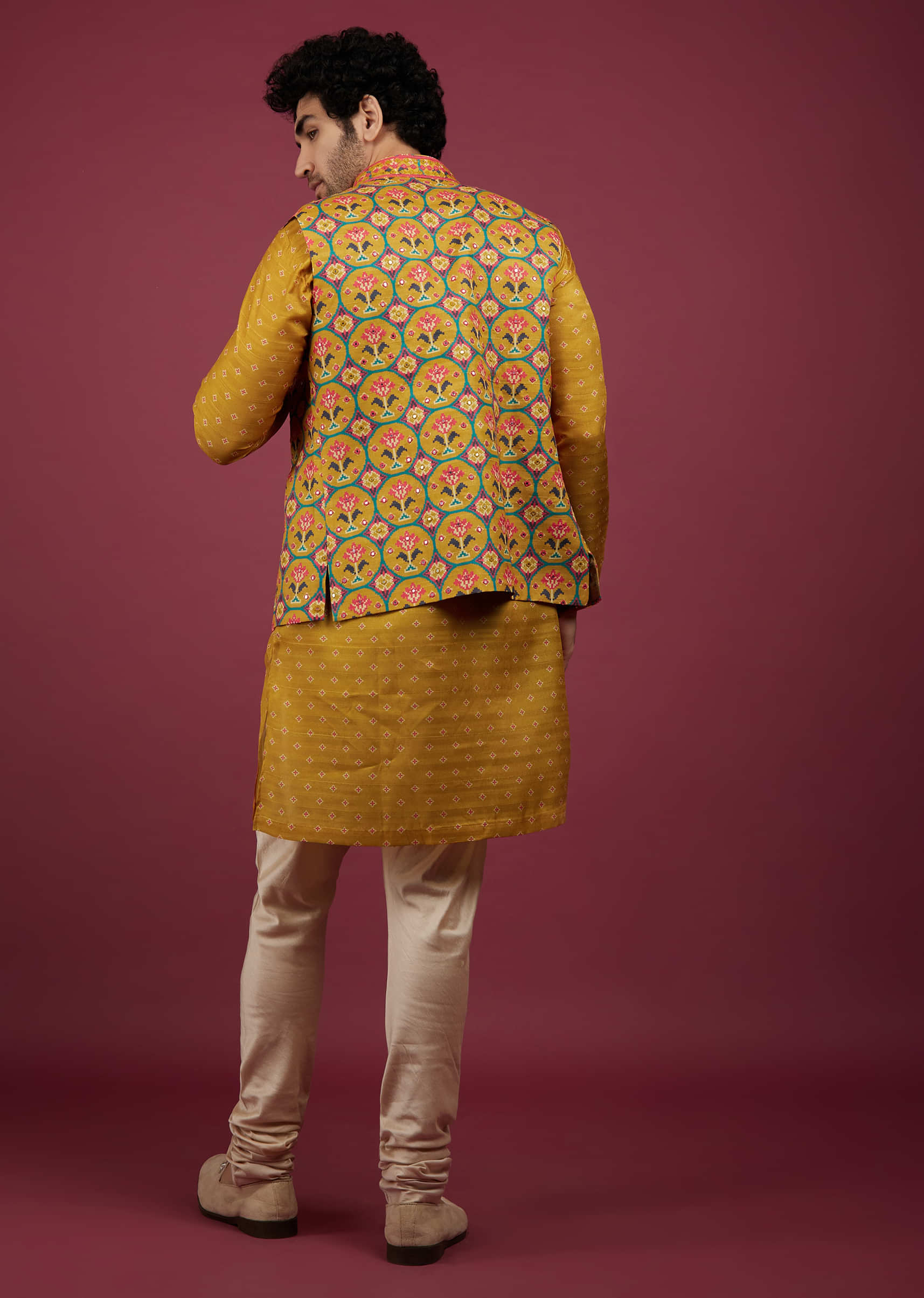 Amber Yellow Silk Patola Printed Bandi With Kurta Set