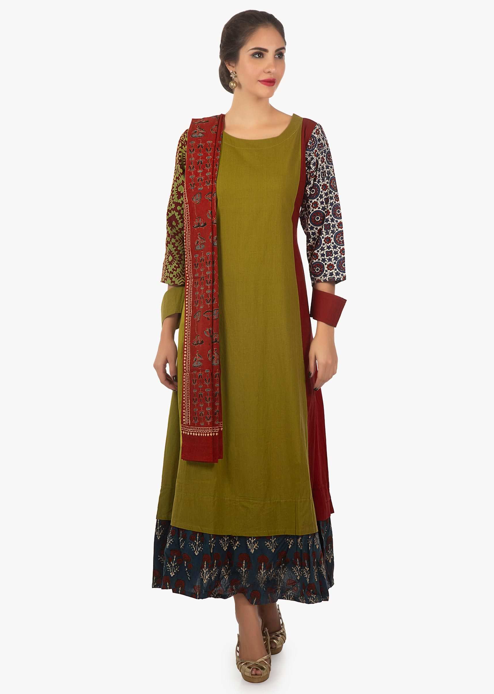 Green plain kurti with red side panels
