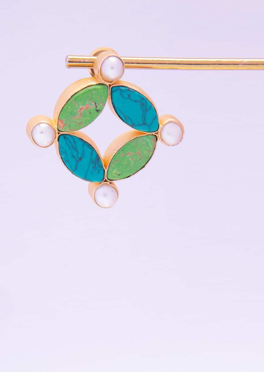 Green Shaded Cut Out Earring With Semi Precious Stone Online - Kalki Fashion