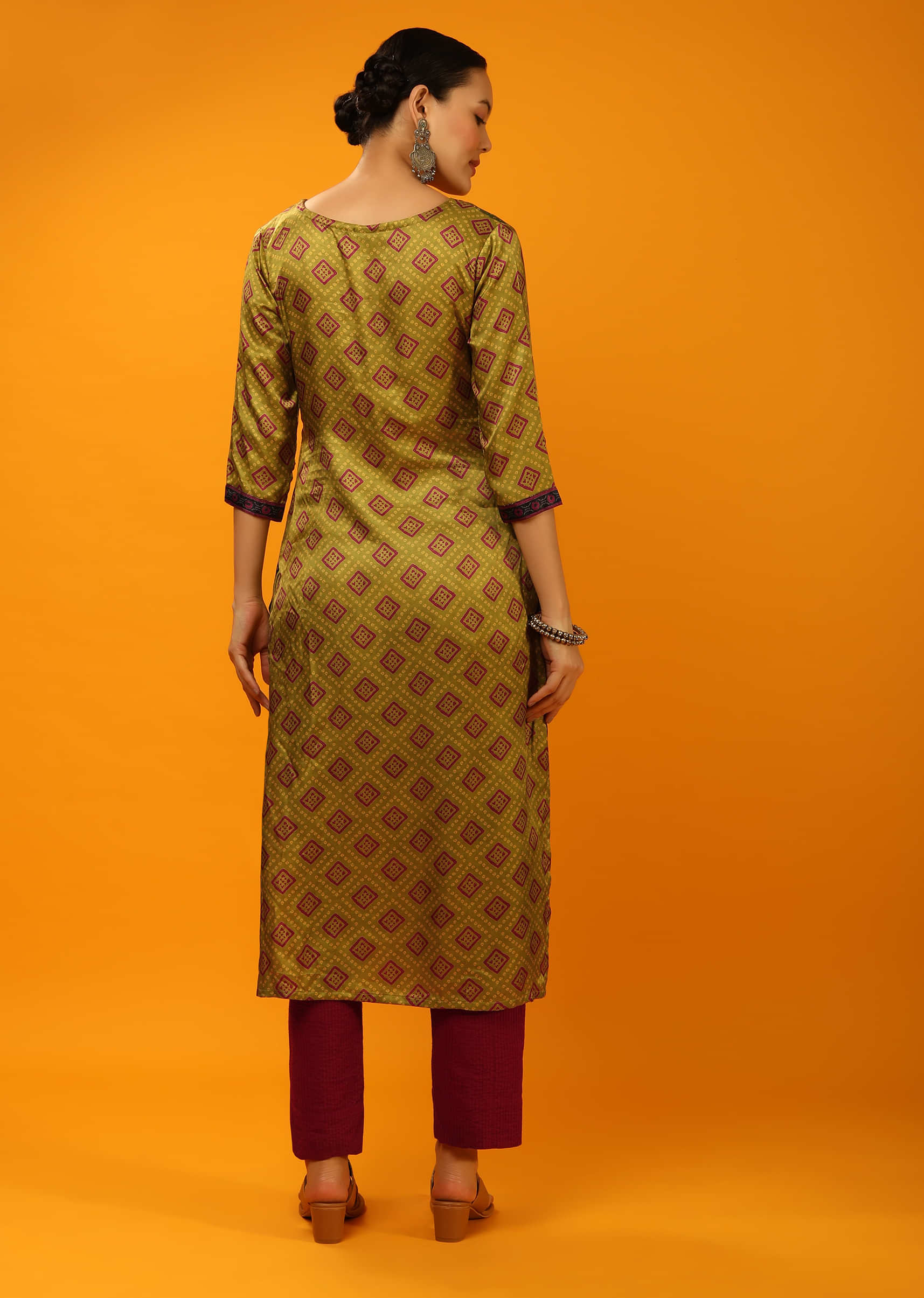 Green And Navy Blue Ombre Straight Cut Kurti In Satin With Bandhani Print And Brocade Border Online - Re By Kalki
