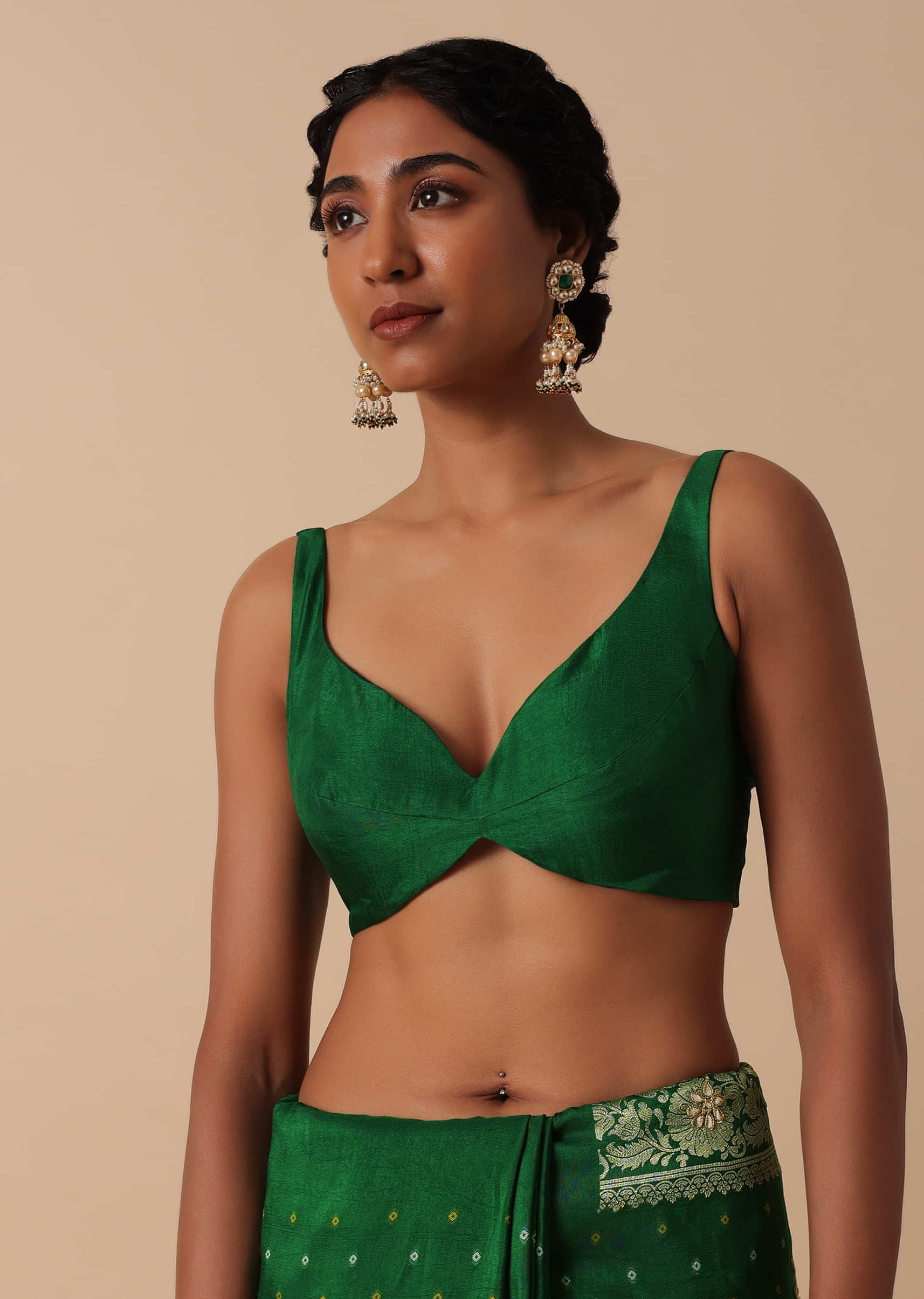 Buy Green Banarasi Dola Silk Saree Set With Unstitched Blouse Fabric