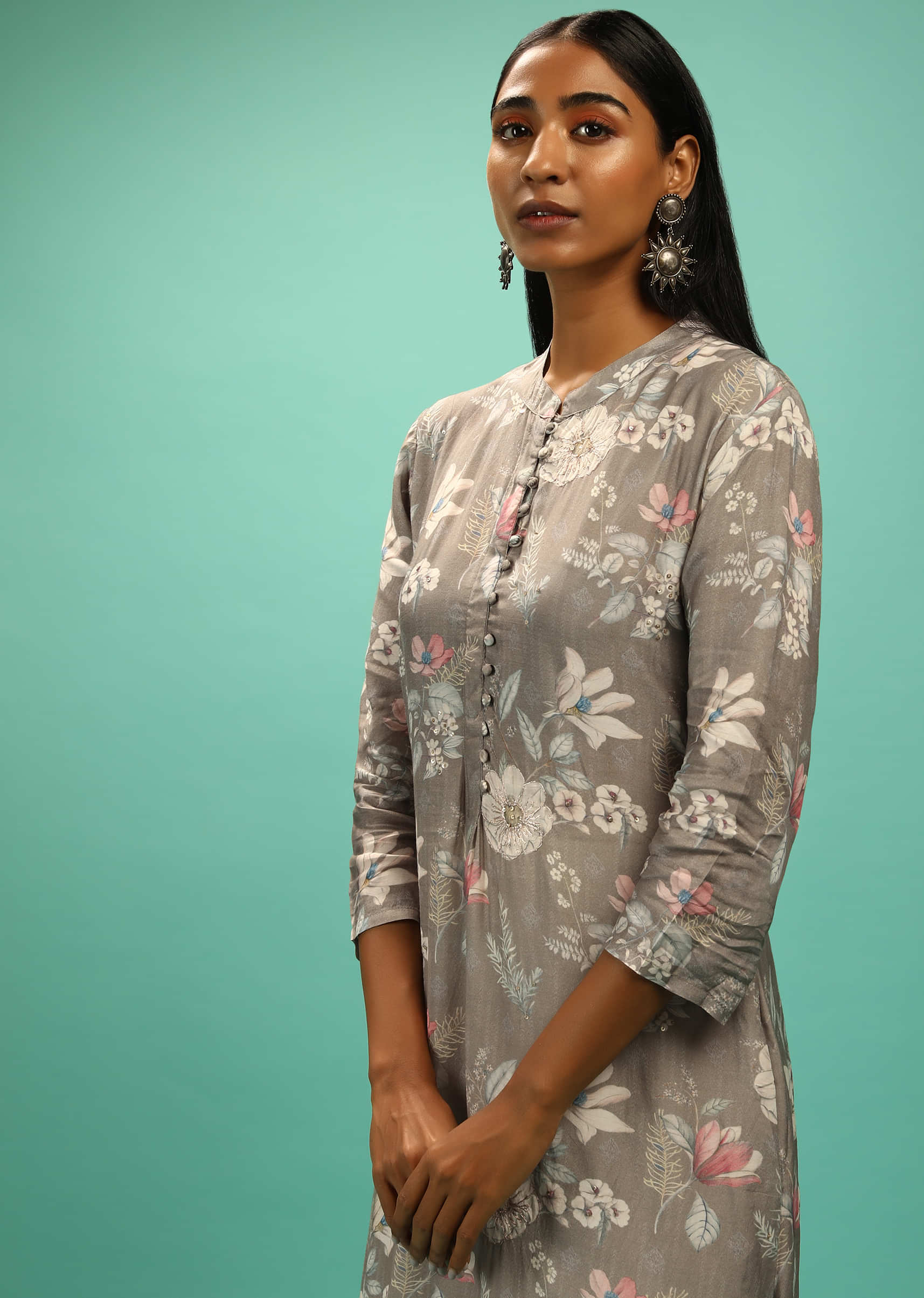 Grey Straight Cut Kurti With Floral Print And Zari Accents 