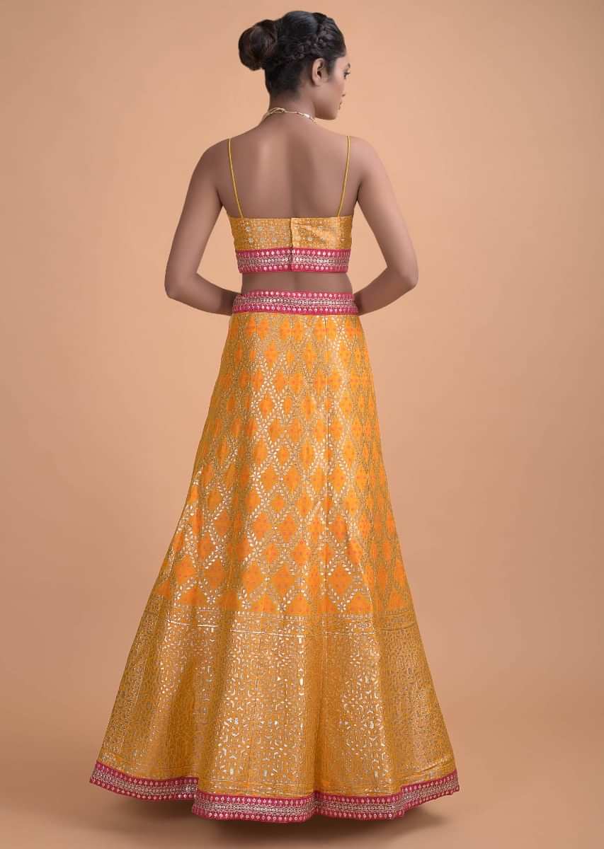 Honey Yellow Lehenga In Brocade Silk With Weaved Leaf Checks And Bandhani Pattern Online - Kalki Fashion