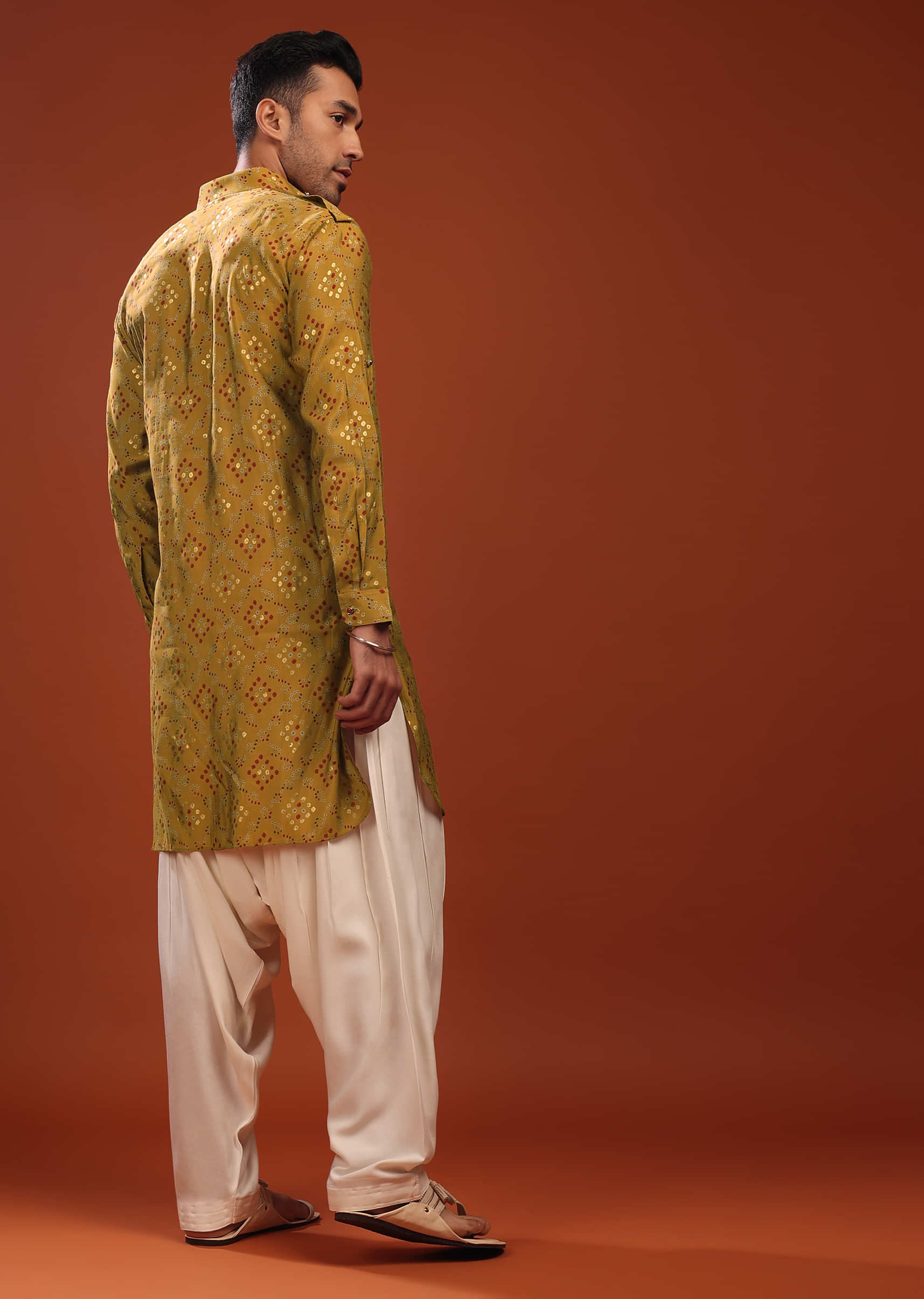Ocher Yellow Dhoti Kurta In Cotton With Foil Print