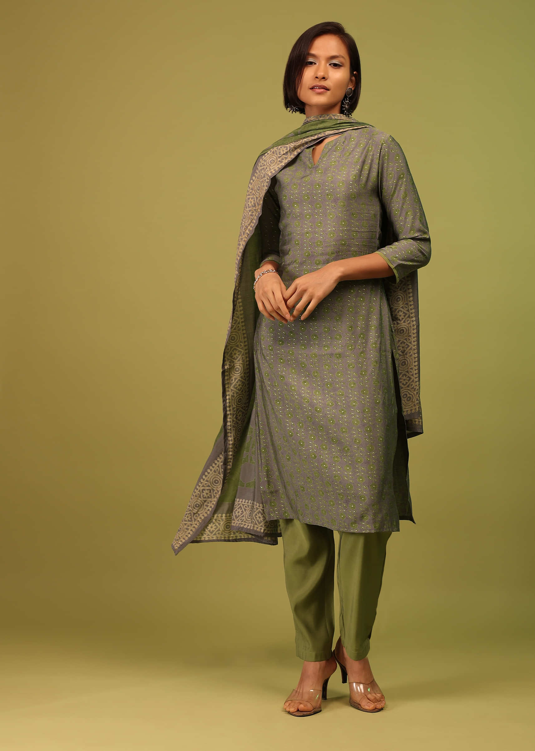 Moss Green Pant Suit Set In Chanderi With Floral Print And Foil Print Embellishment